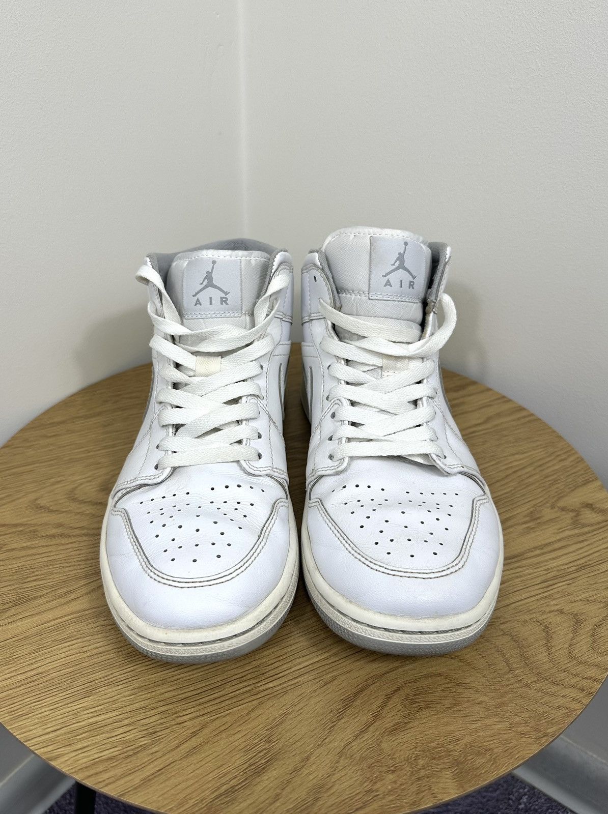 Jordan Brand Vintage Nike Air Jordan 1 Mid White Wolf Grey Hype Sneakers Size US 9 / EU 42 - 10 Thumbnail