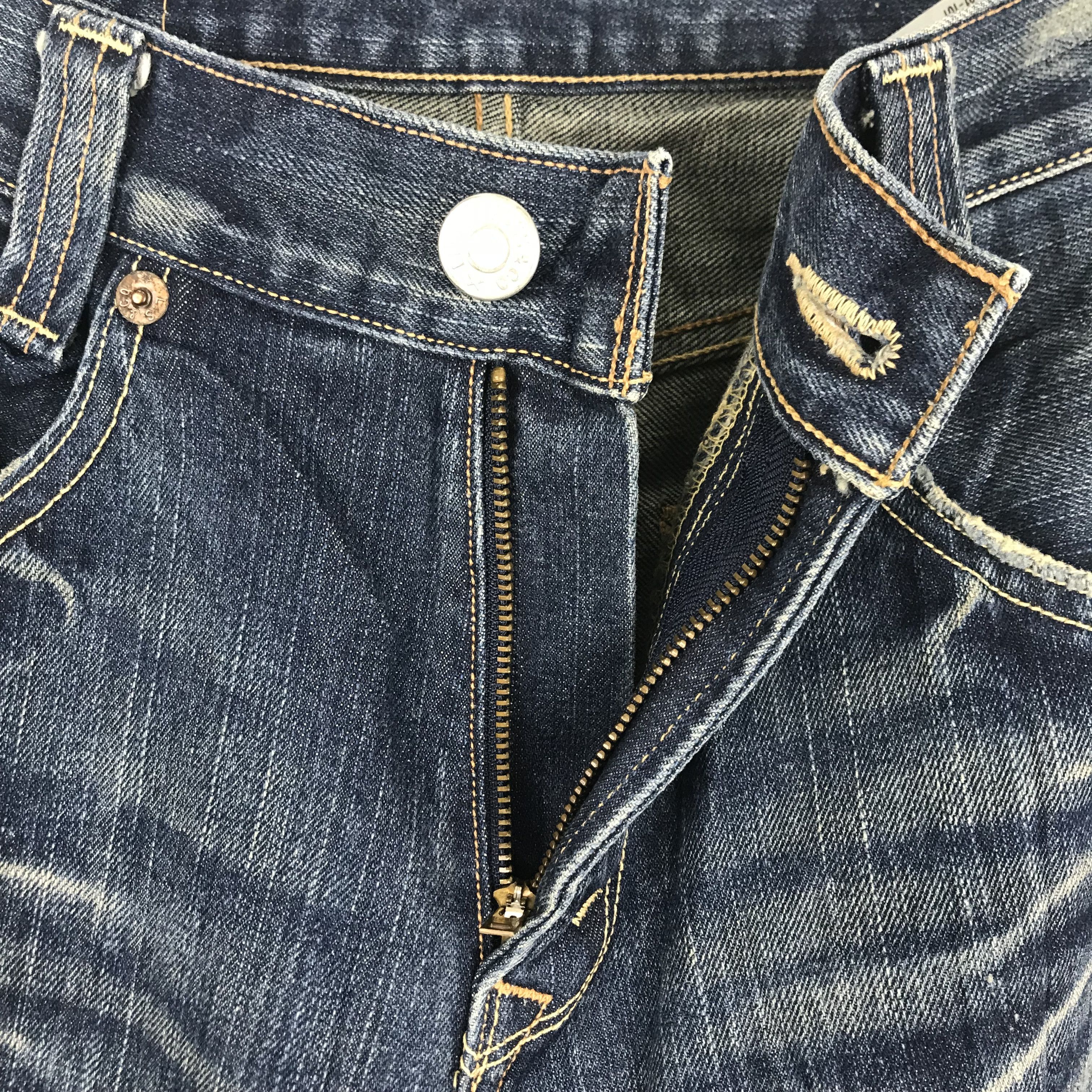 Levi's X233 VTG LEVIS RIPPED DISTRESSED JEANS KURT COBAIN Size US 33 - 6 Thumbnail