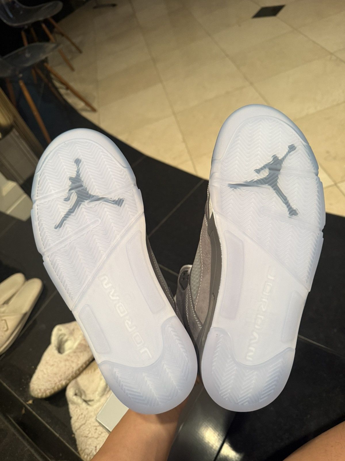 Jordan Brand DS Air jordan V Five wolf grey SIZE 10, 12 or 13 Size US 12 / EU 45 - 5 Thumbnail