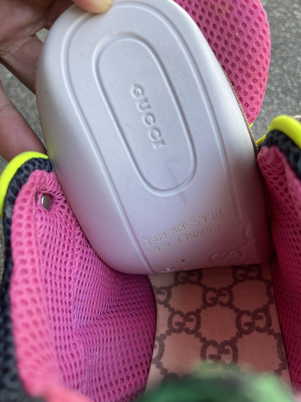 Gucci Gucci Flashtrek Low Sneakers Neon Yellow Green Size US 6.5 / EU 39-40 - 12 Thumbnail