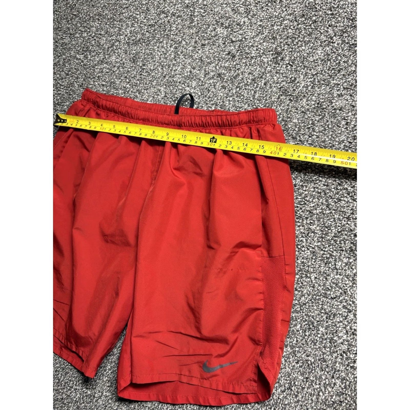 Nike Nike Challenger Shorts Mens Large Red 7" Lined Running Bright CZ9066 Size US 33 - 7 Thumbnail
