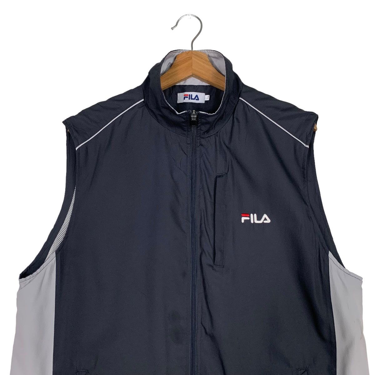 Fila FILA Embroidery Big Logo Light Vest #0105-C6 Size US L / EU 52-54 / 3 - 3 Thumbnail