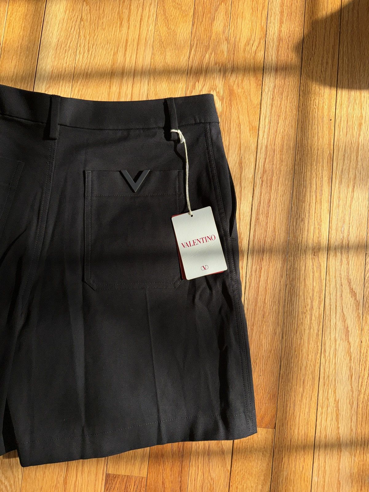 Valentino Valentino Tailored Shorts Size US 30 / EU 46 - 4 Thumbnail