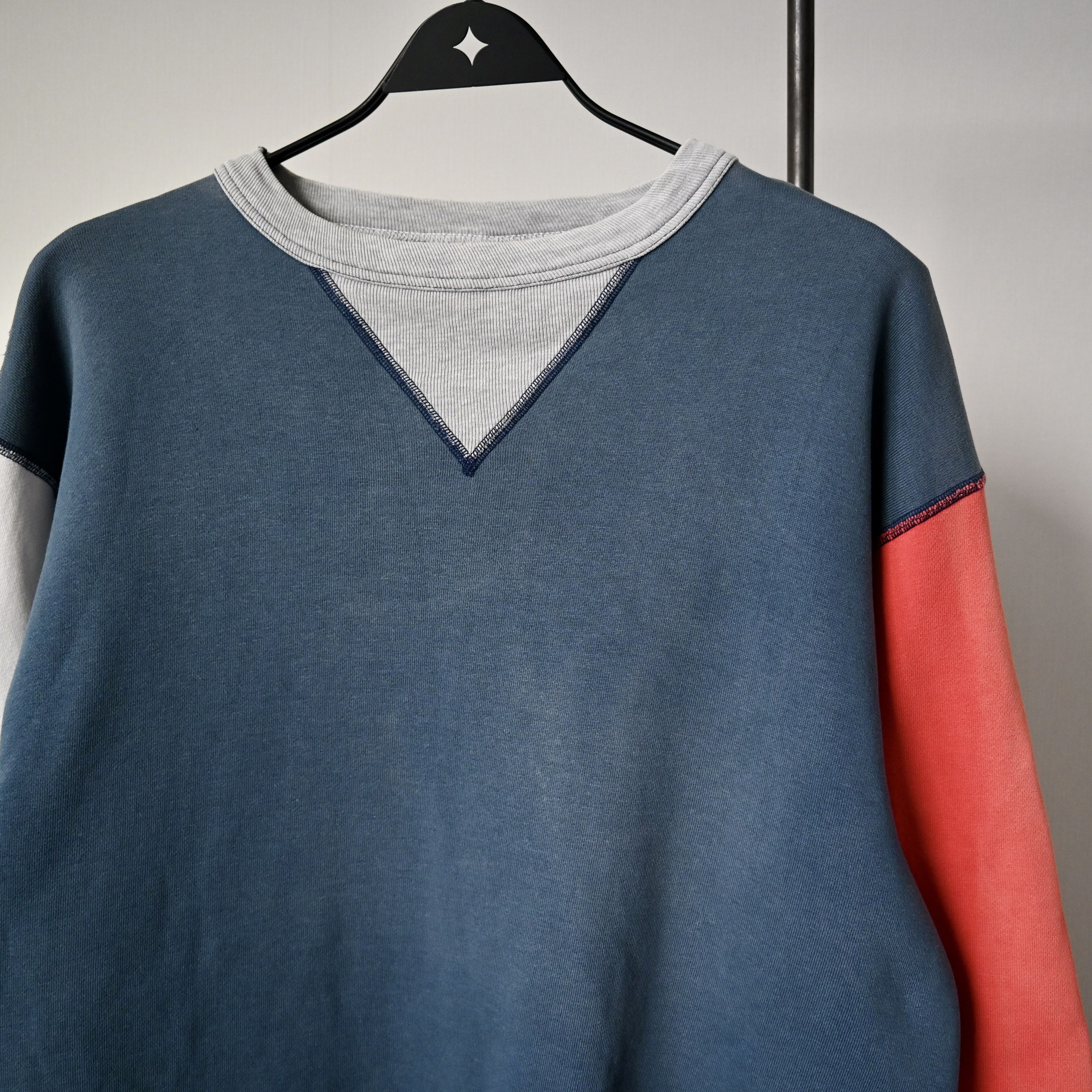 BARNS OUTFITTERS DISTRESSED, BARNS OUTFITTERS multicolor-paneled sweatshirt Size US M / EU 48-50 / 2 - 9 Thumbnail