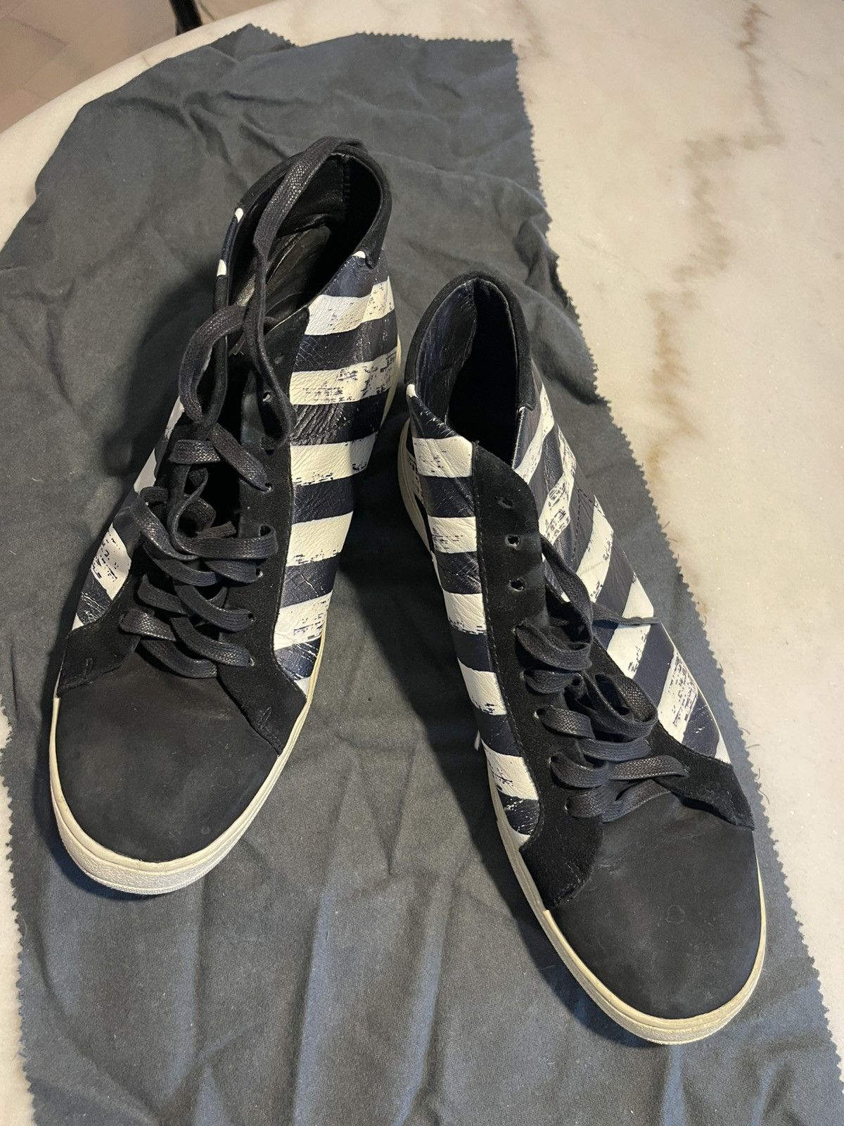 Off-White Off white mens high top sneakers 43 Size US 9.5 / EU 42-43 - 9 Thumbnail