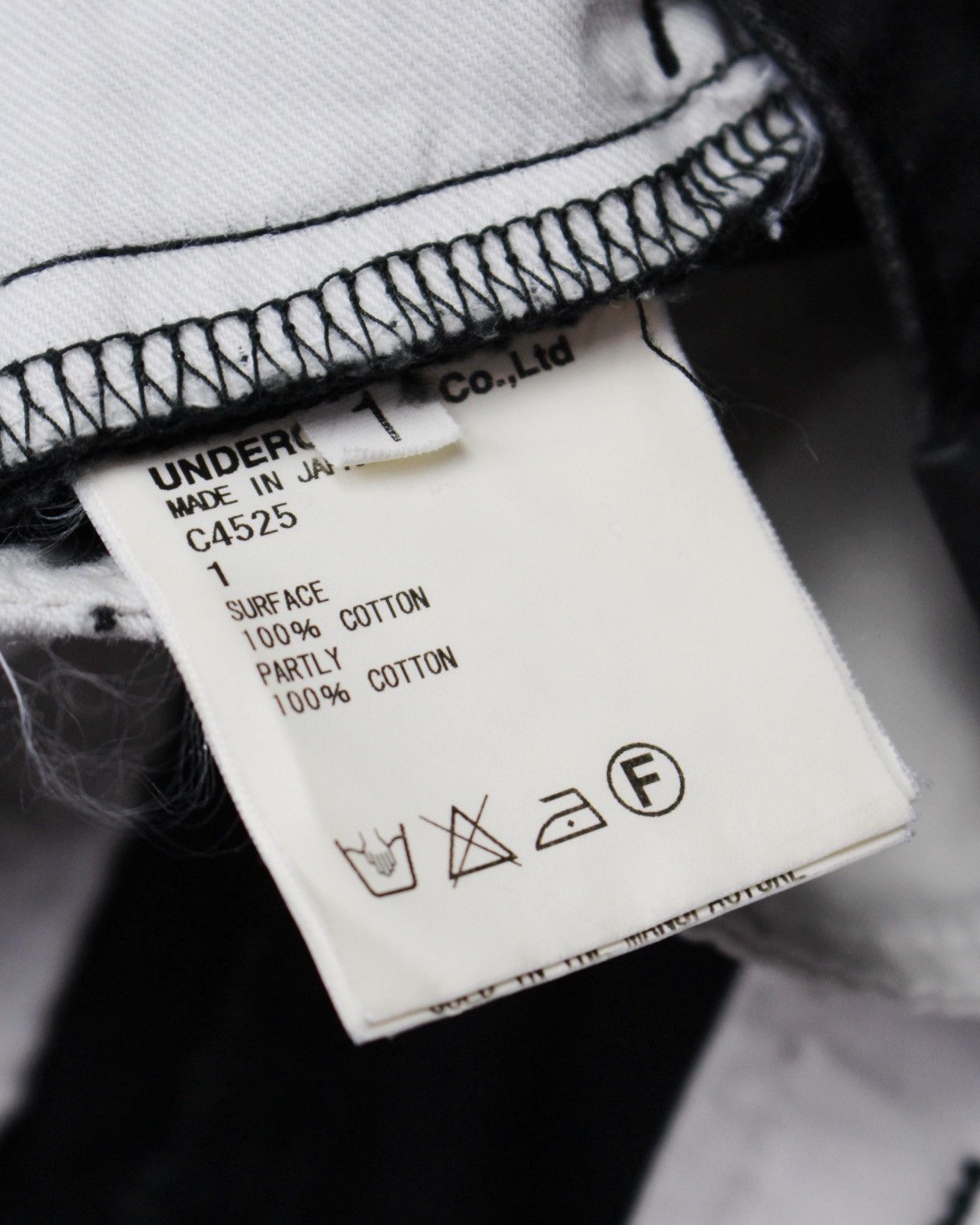 Undercover SS2009 UNDERCOVER NEOBOY DISTRESSED BOLT SHORT Size US 30 / EU 46 - 9 Thumbnail