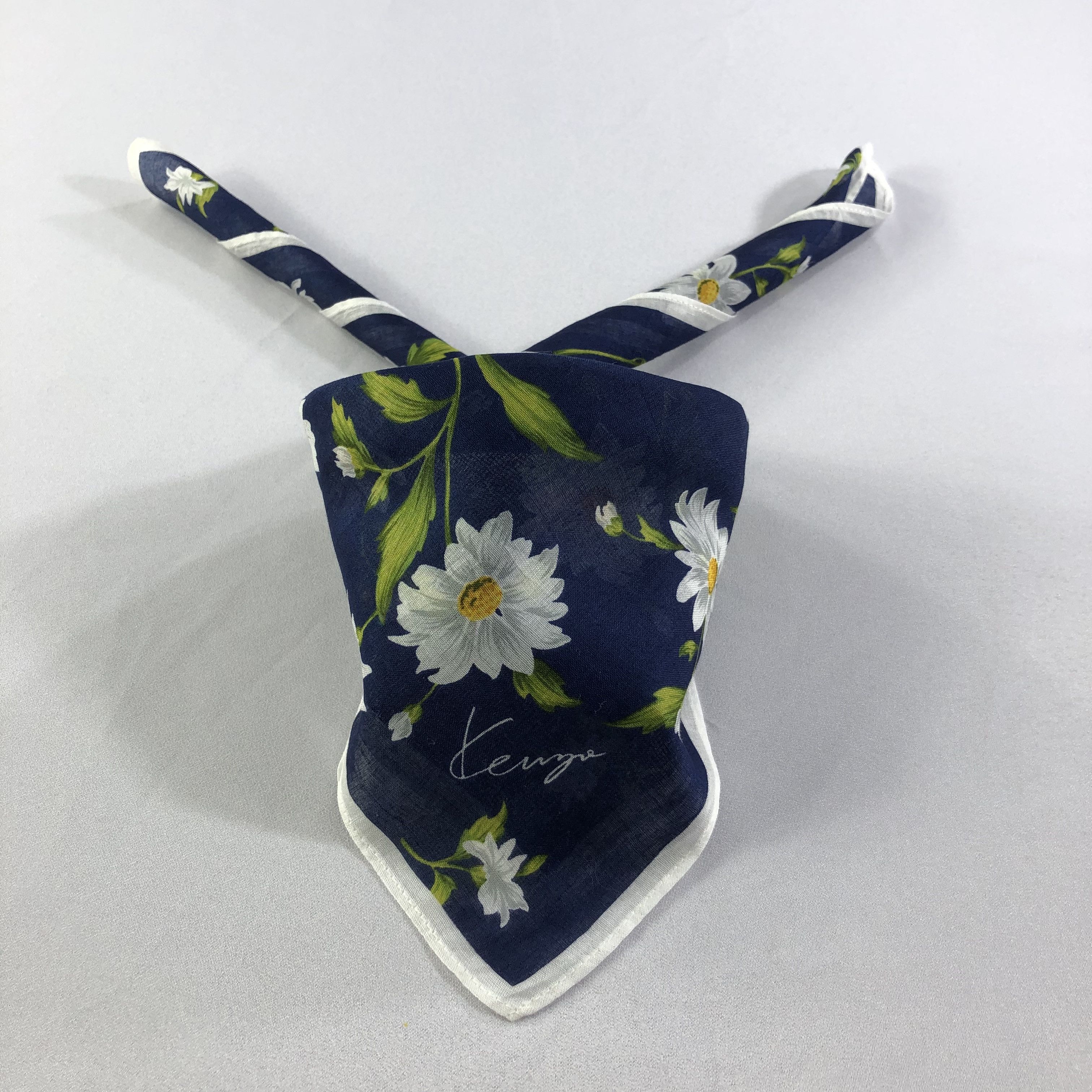 Kenzo Kenzo Floral Handkerchief Neckerchief Bandana H2002 Size ONE SIZE - 1 Thumbnail
