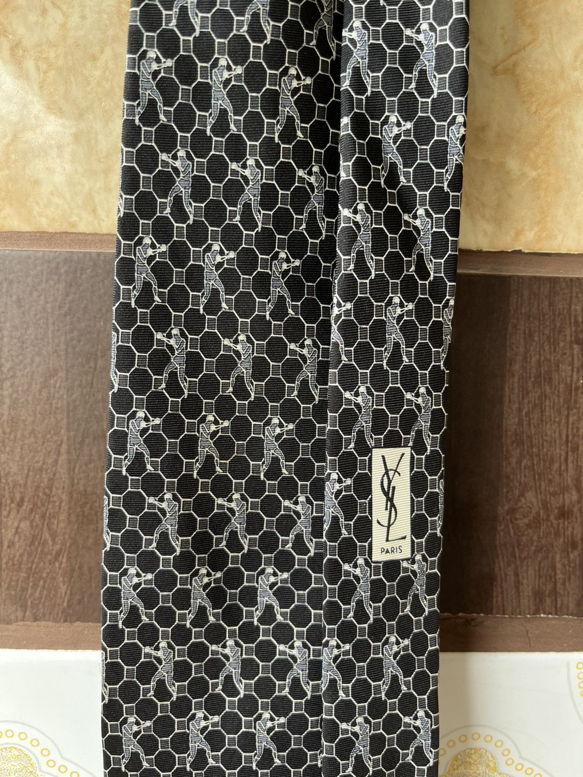 Yves Saint Laurent RARE exclusive Boxing man Yves Saint Laurent silk tie Size ONE SIZE - 3 Thumbnail