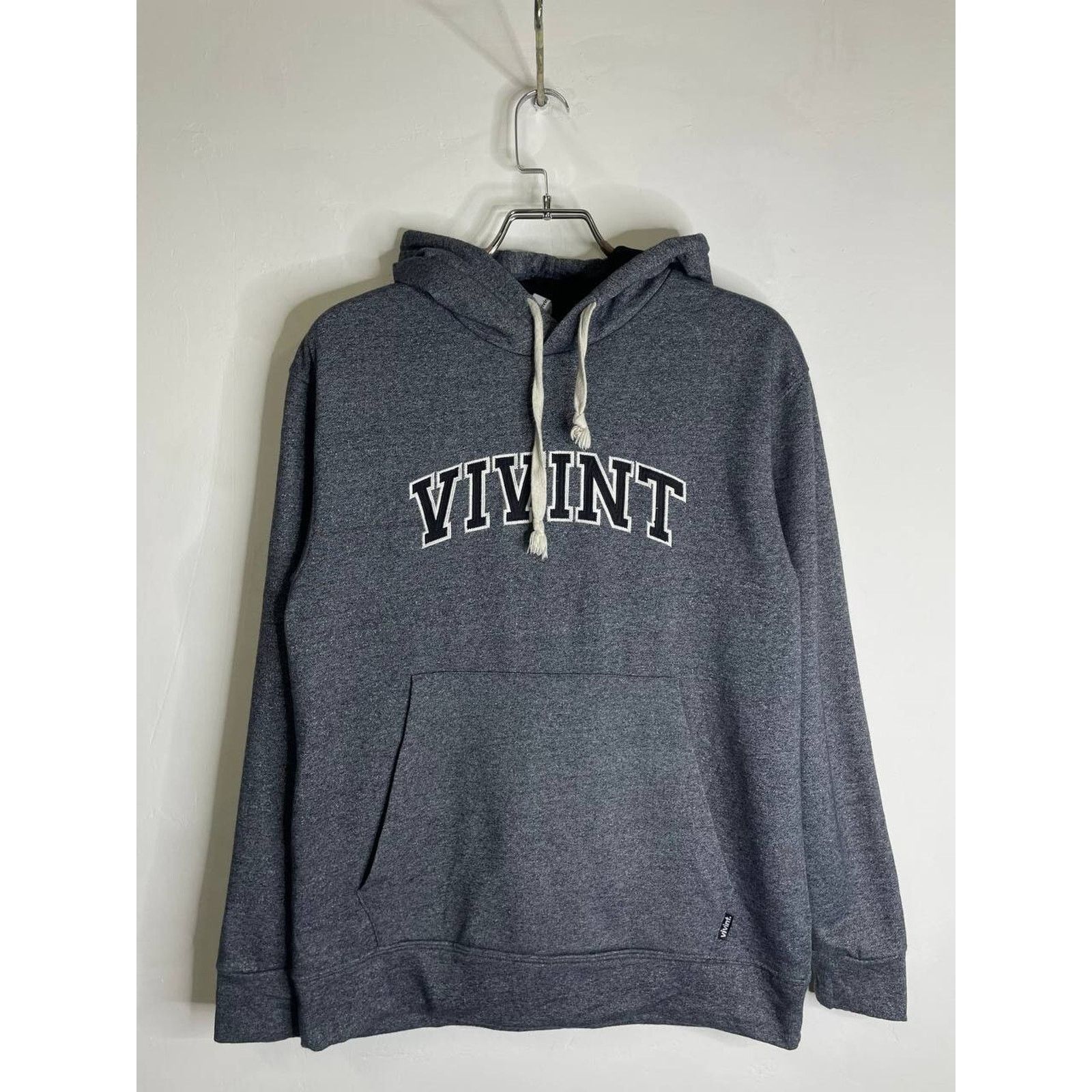 Vintage Vintage Vivint Charcoal Gray Pullover Hoodie Medium Size US M / EU 48-50 / 2 - 1 Thumbnail