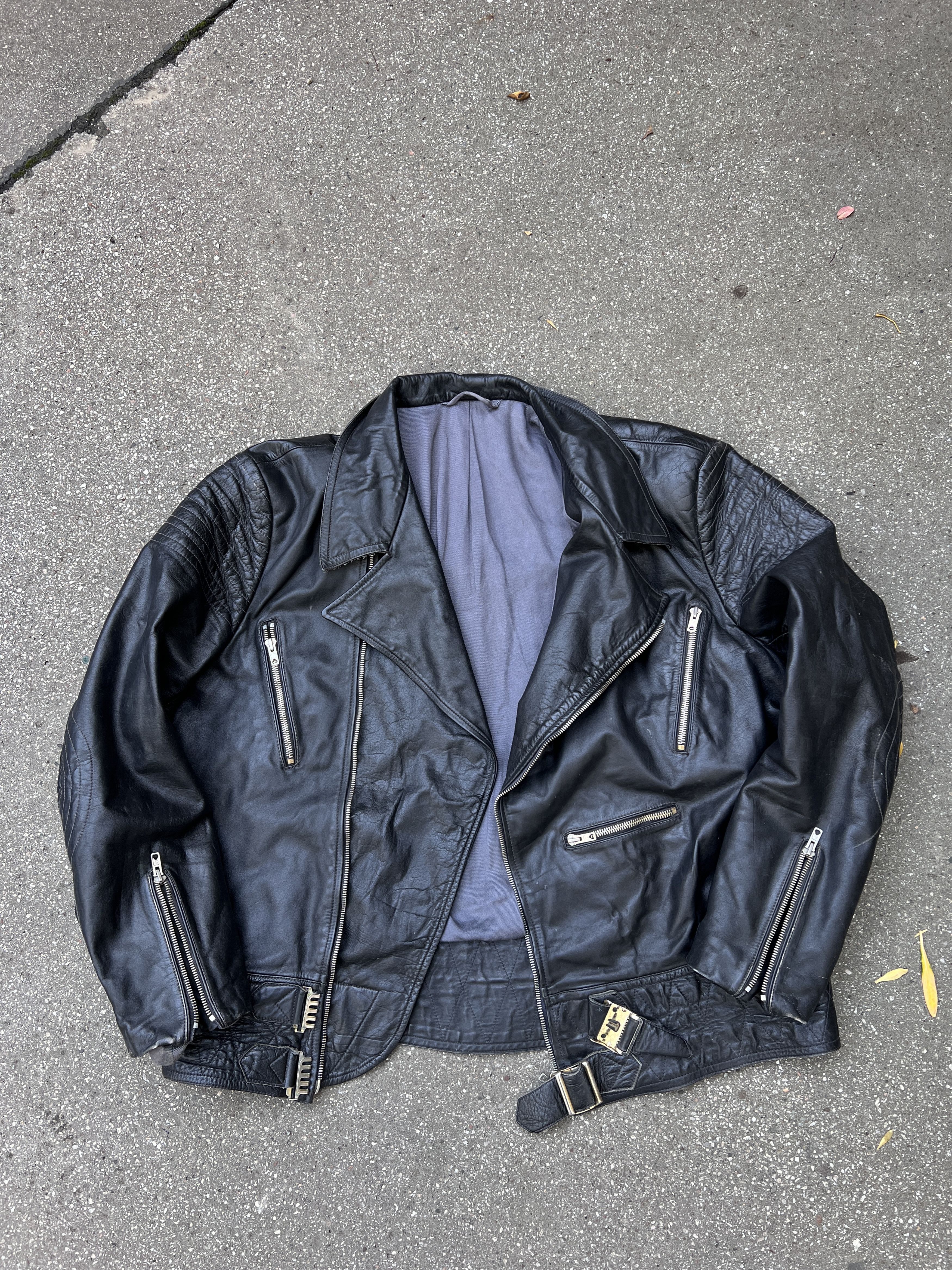 Rare vintage biker cropped leather jacket terminator style