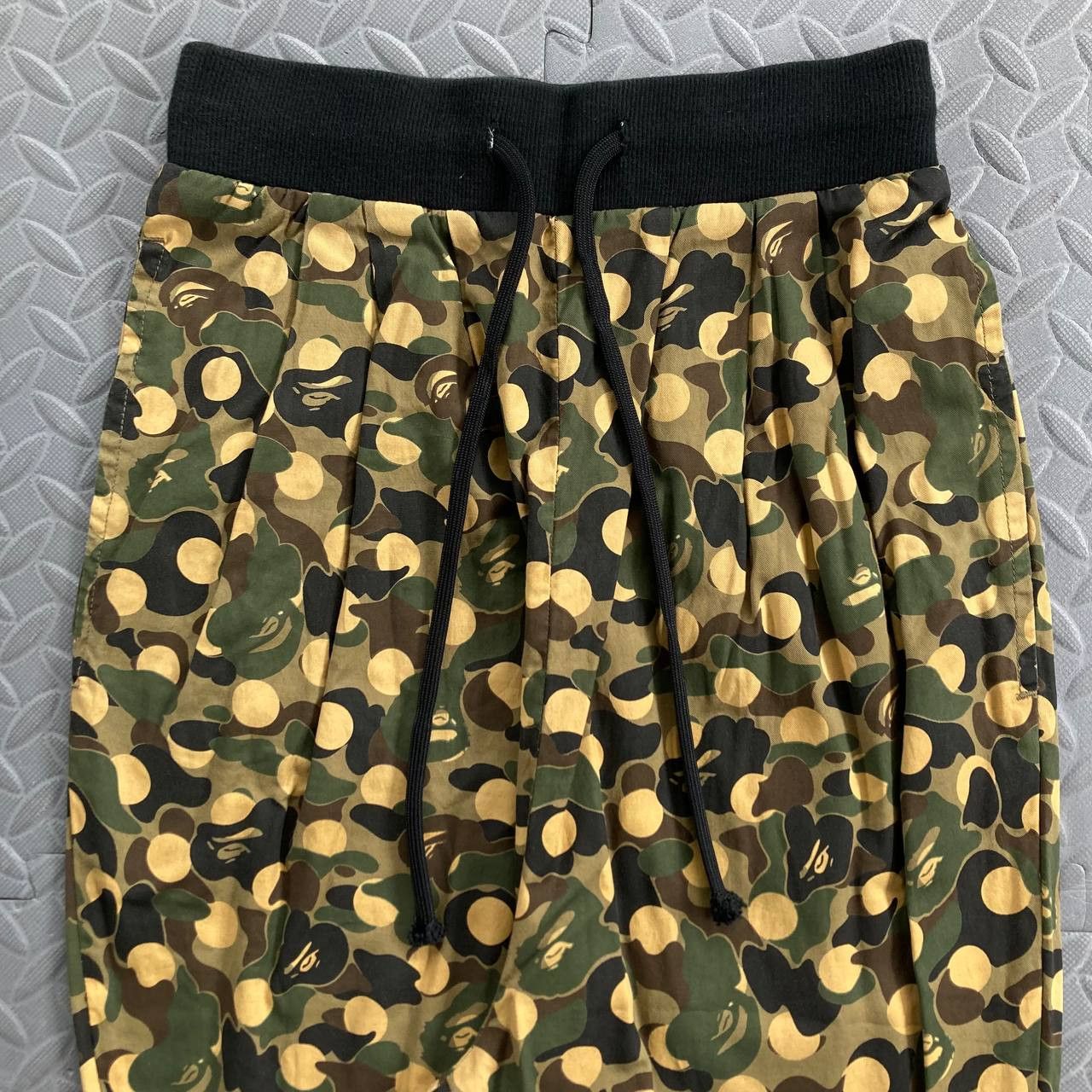Bape ABC Camou Drop Crotch Harem Pants Size 26" / US 2 / IT 38 - 4 Thumbnail