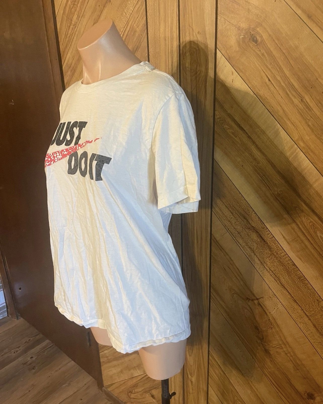 Nike Nike Just Do It Graphic Print Men’s Medium White T-Shirt Size US M / EU 48-50 / 2 - 5 Thumbnail