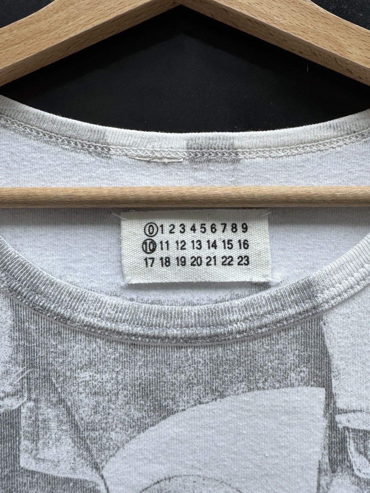 Maison Margiela Maison Martin Margiela AW03 Artisanal Trompe-L'oeil T-Shirt Size US L / EU 52-54 / 3 - 3 Thumbnail