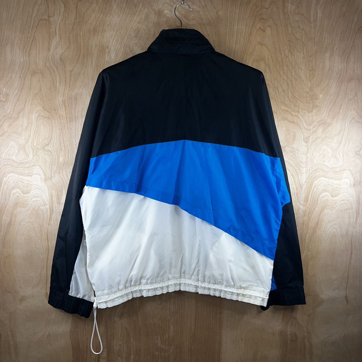 Nike VINTAGE 90s NIKE FULL ZIP LOGO WINDBREAKER JACKET Size US XL / EU 56 / 4 - 9 Thumbnail