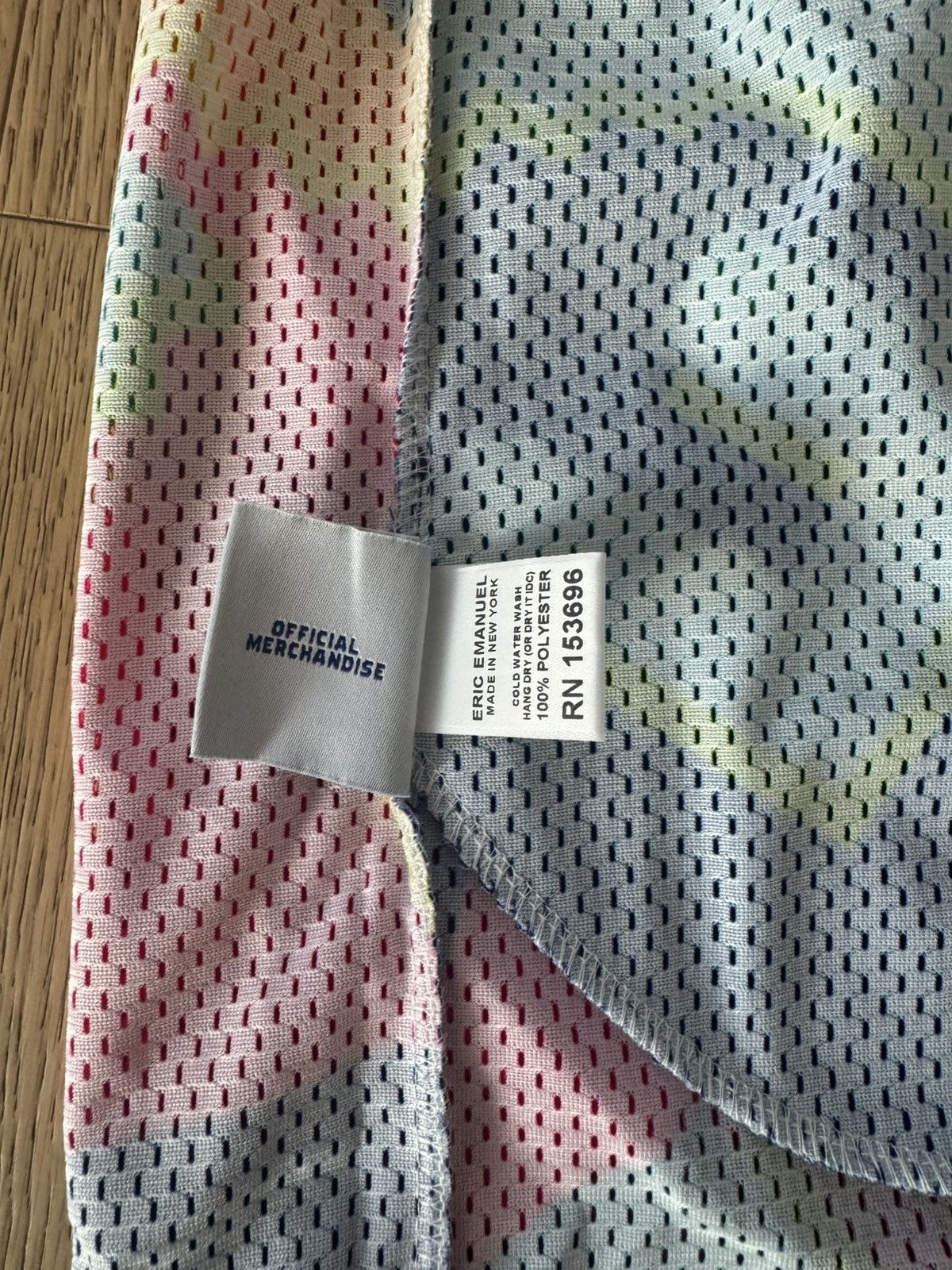 Eric Emanuel Eric Emanuel “Fiesta” Shorts BRAND NEW (Size Small) Size US 30 / EU 46 - 5 Thumbnail