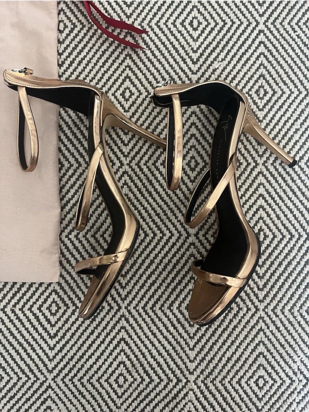 Sergio Rossi Sergio Rossi Rose Gold Heels Size US 7 / IT 37 - 6 Thumbnail