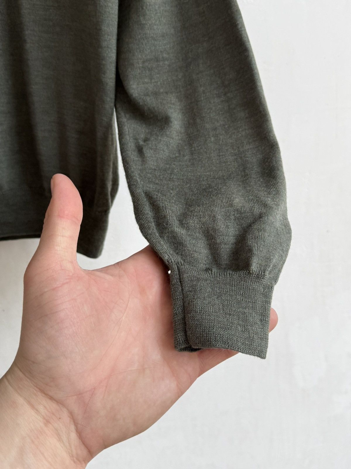 Oliver Sweeney Oliver Sweeney Merino Wool 1/3 zip jumper size L Size US L / EU 52-54 / 3 - 6 Thumbnail