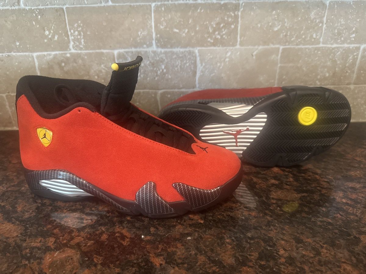 Jordan Brand Jordan 14 Challenge Red ,Ferrari Size US 9 / EU 42 - 1 Thumbnail
