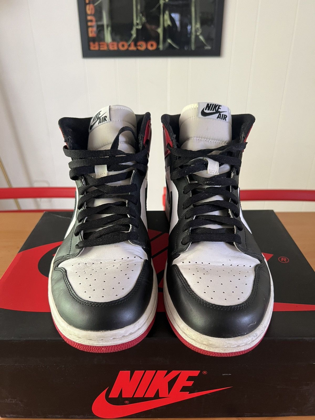 Jordan Brand × Nike Jordan 1 “Black Toe” (2013) Size US 11 / EU 44 - 3 Thumbnail