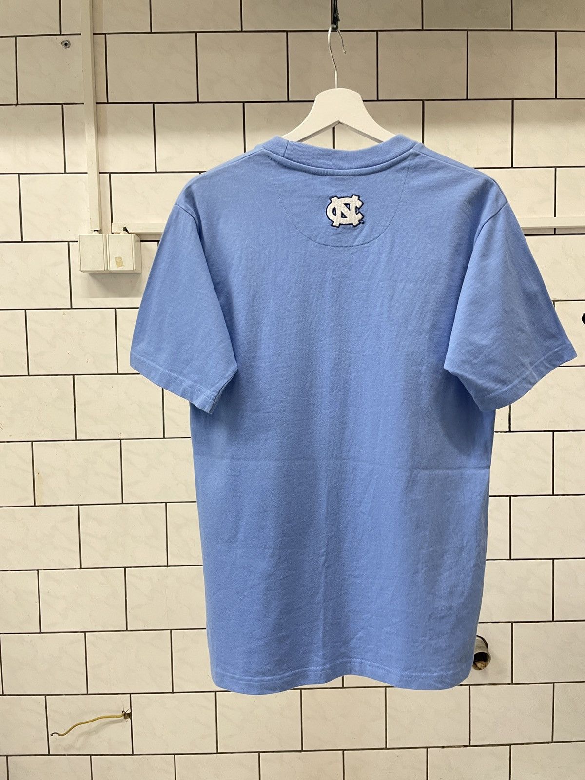 JNCO × Nike × Vintage Nike center swoosh Carolina vintage 90s t shirt y2k Size US M / EU 48-50 / 2 - 3 Thumbnail