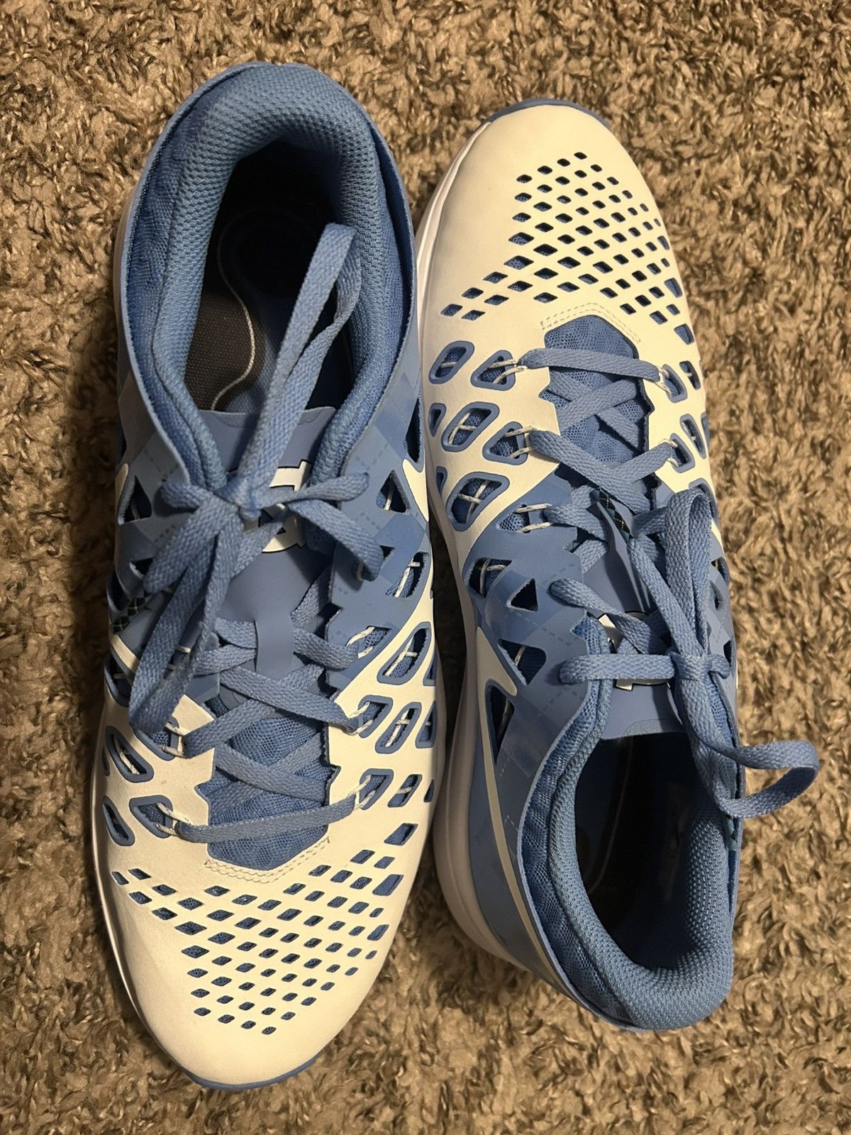 Nike Nike Men’s UNC Tar Heels Athletic Shoes Size US 10 / EU 43 - 8 Thumbnail