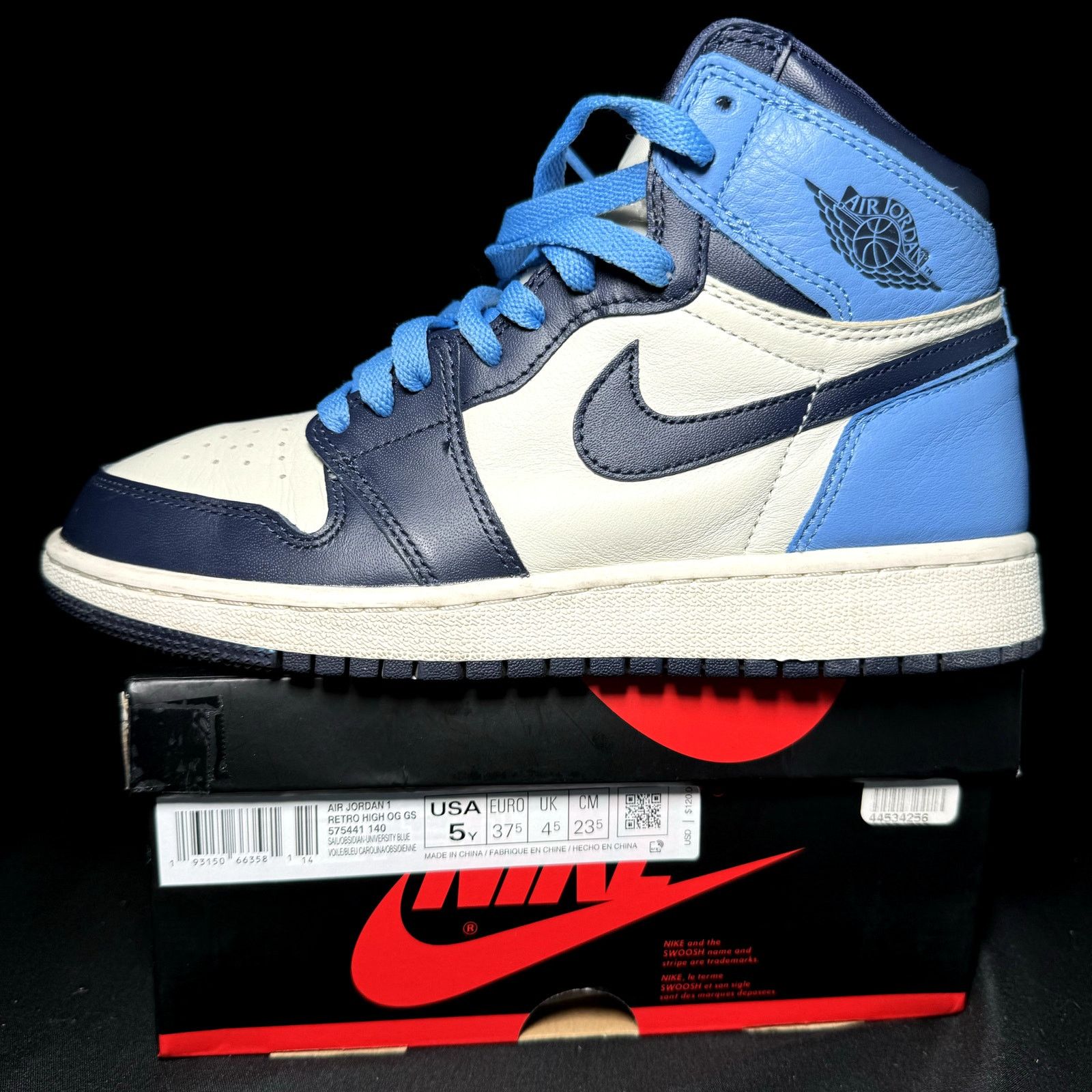 Jordan Brand × Nike Size 5 - Air Jordan 1 Retro High OG GS Obsidian Men's Shoes Size US 5 / EU 37 - 9 Thumbnail