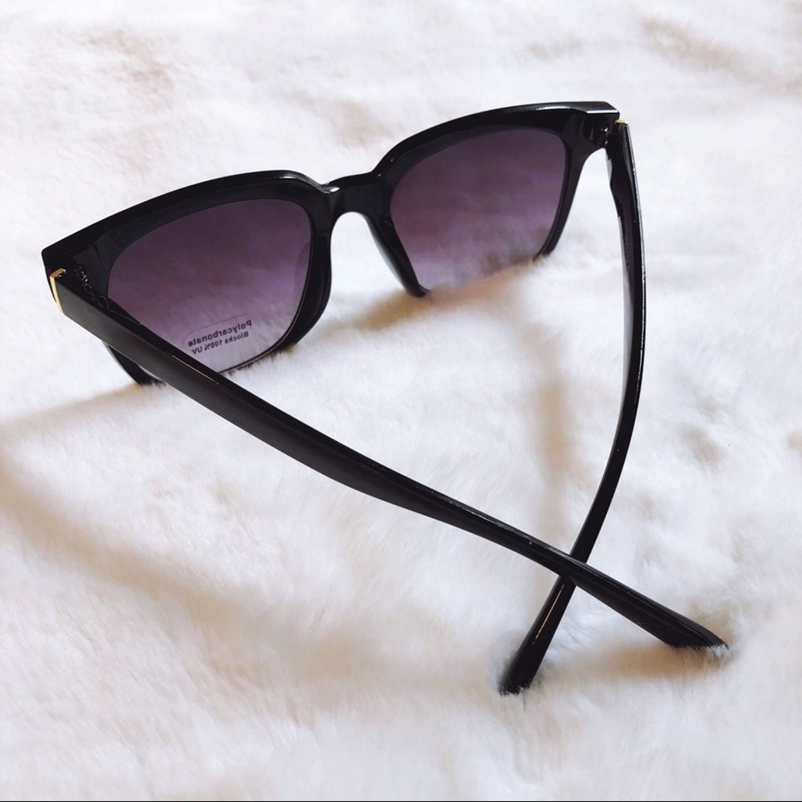Other Cora Black Classic Square Sunglasses Size ONE SIZE - 9 Thumbnail