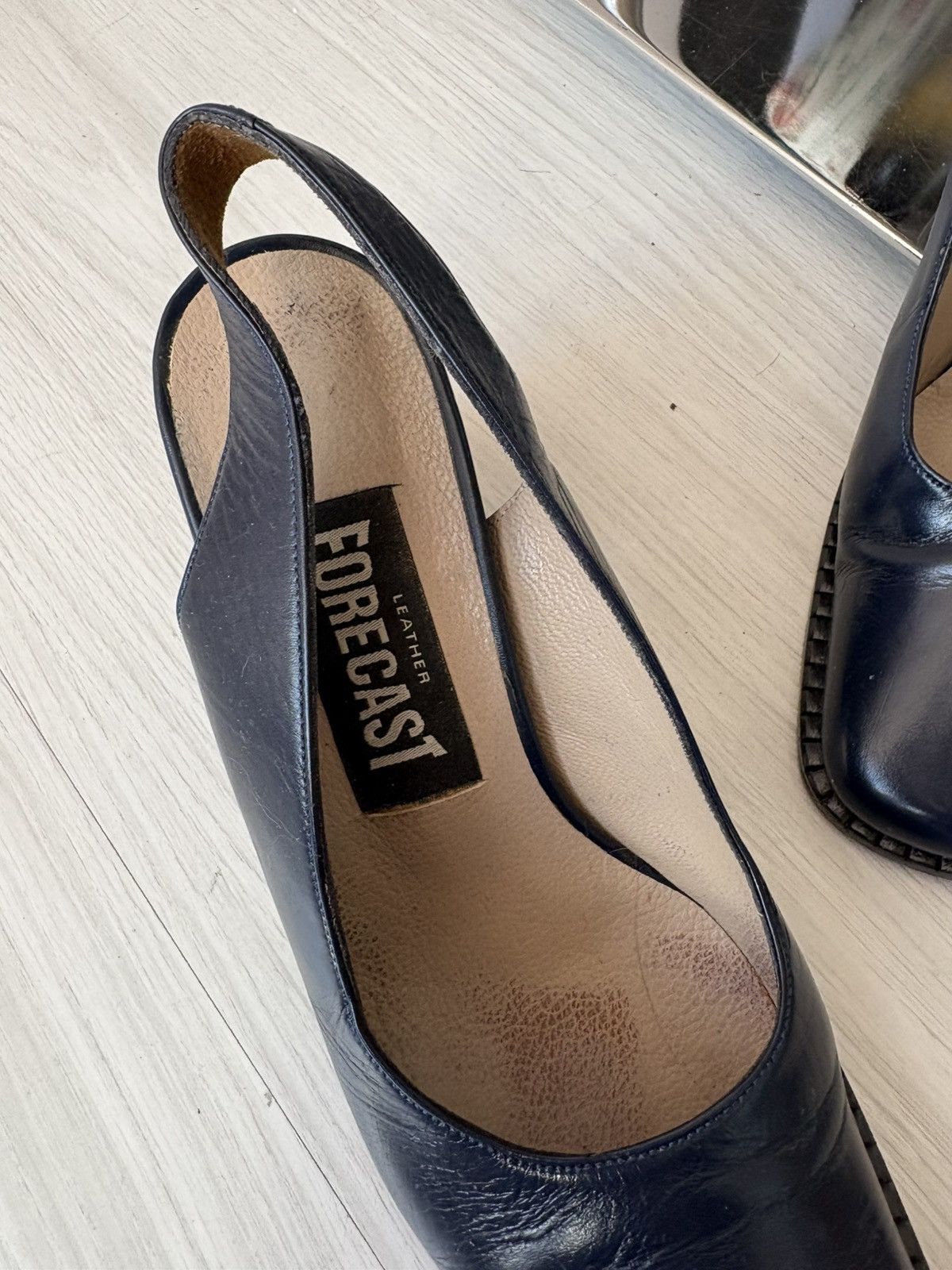 Vintage Forecast leather heels Size US 7 / IT 37 - 6 Thumbnail
