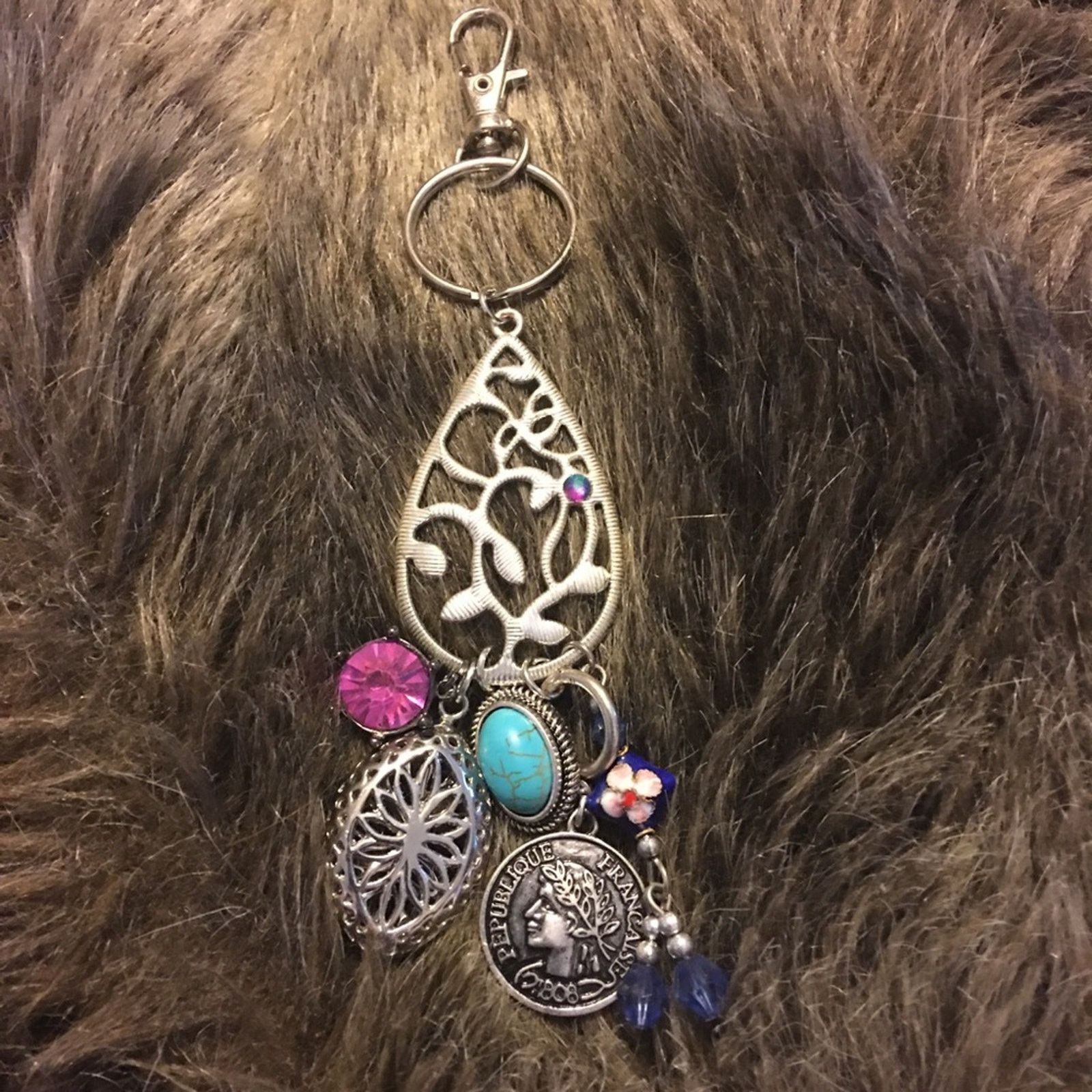 Vintage Vintage repurpose salvaged estate gem keychain Size ONE SIZE - 3 Thumbnail