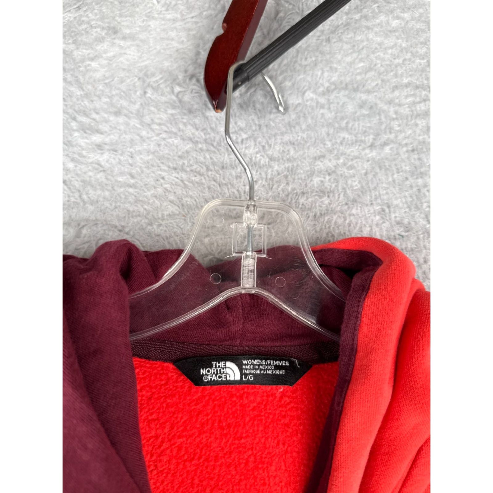 The North Face The North Face Hoodie Women L Coral Pink Pullover Sweatshirt Casual Solid Logo 90s Theme Mens Womens Size L / US 10 / IT 46 - 7 Thumbnail