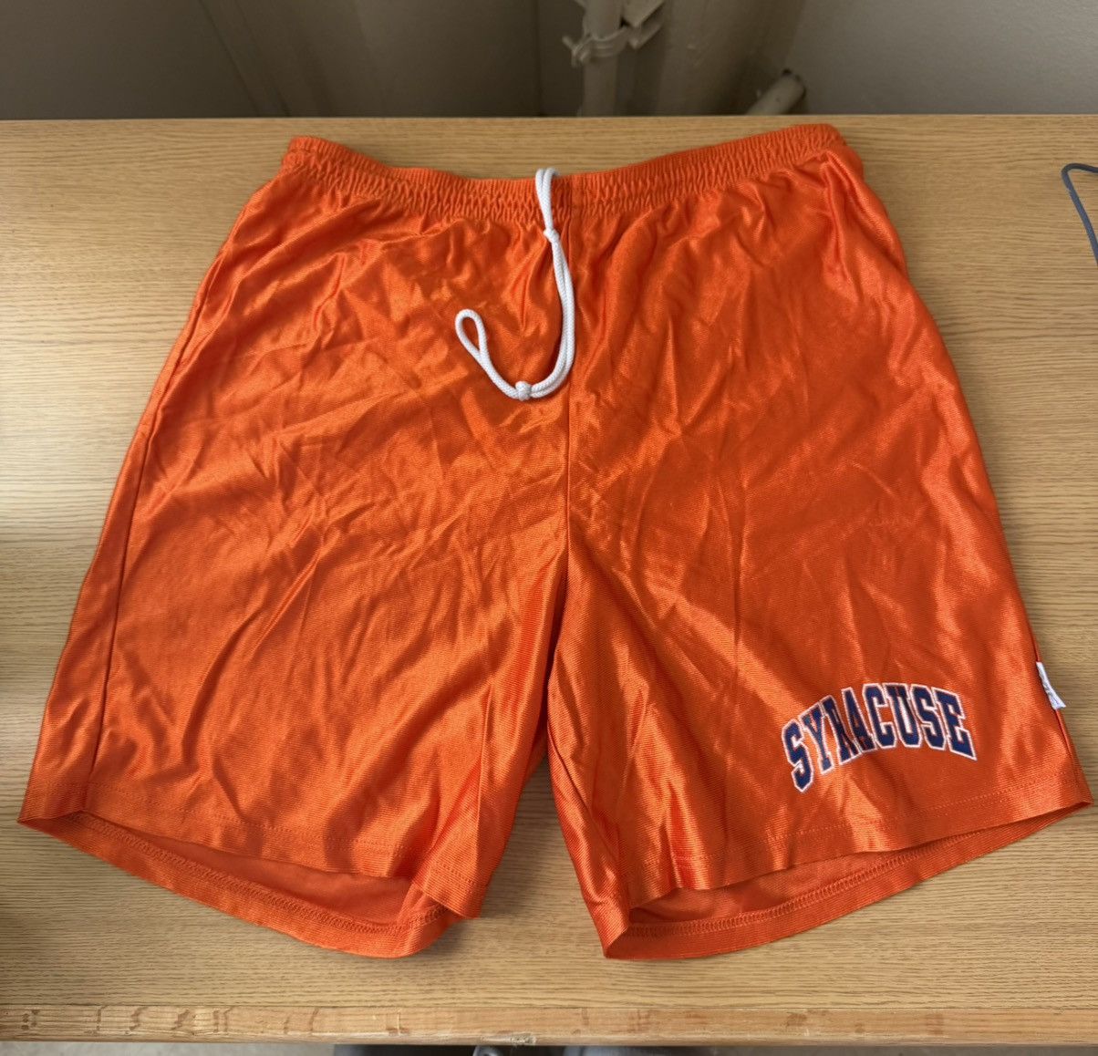 Vintage Vintage Syracuse University Orange Shorts Size US 31 - 1 Thumbnail