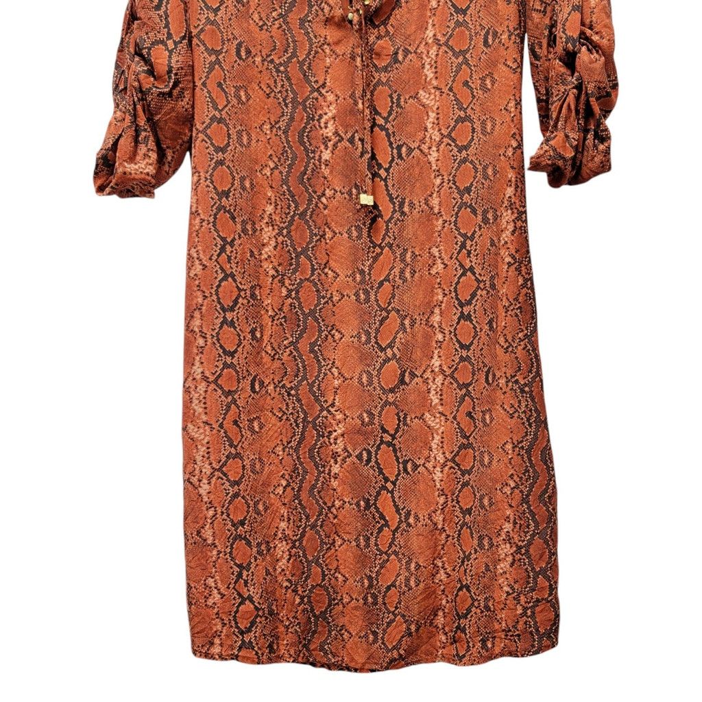 Michael Kors Michael Kors Animal Print V-neck Roll Tab 100% Silk Small. Size XS / US 0-2 / IT 36-38 - 3 Thumbnail