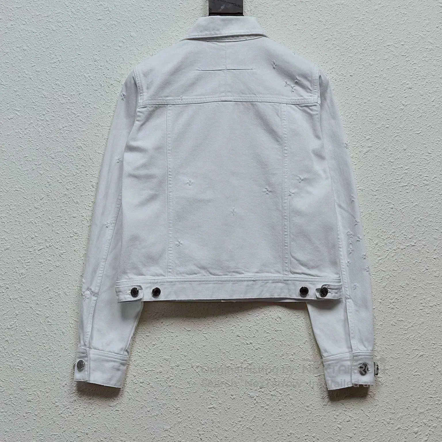 Givenchy givenchy distressed white denim jacket. Size M / US 6-8 / IT 42-44 - 2 Thumbnail