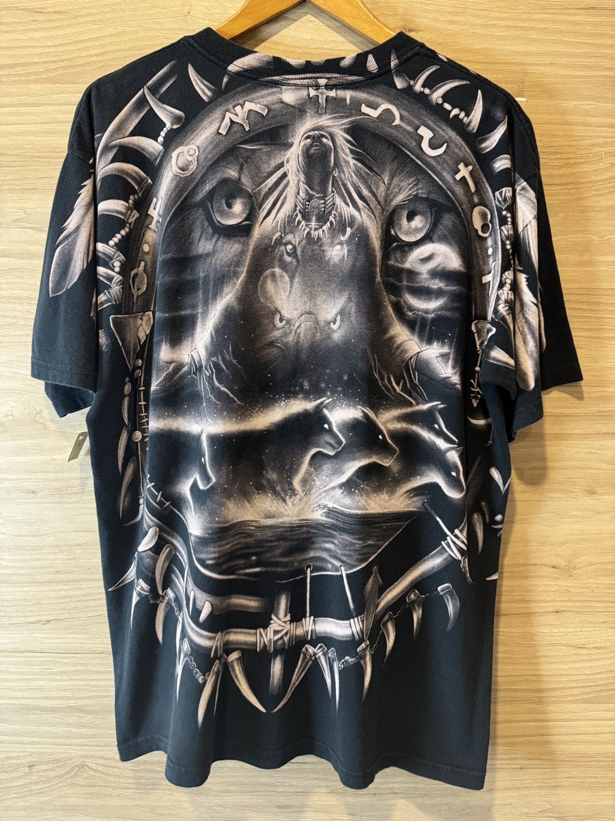 Liquid Blue × Vintage VINTAGE 2003 LIQUID BLUE APACHE WOLF DREAMCATCHER Size US L / EU 52-54 / 3 - 3 Thumbnail