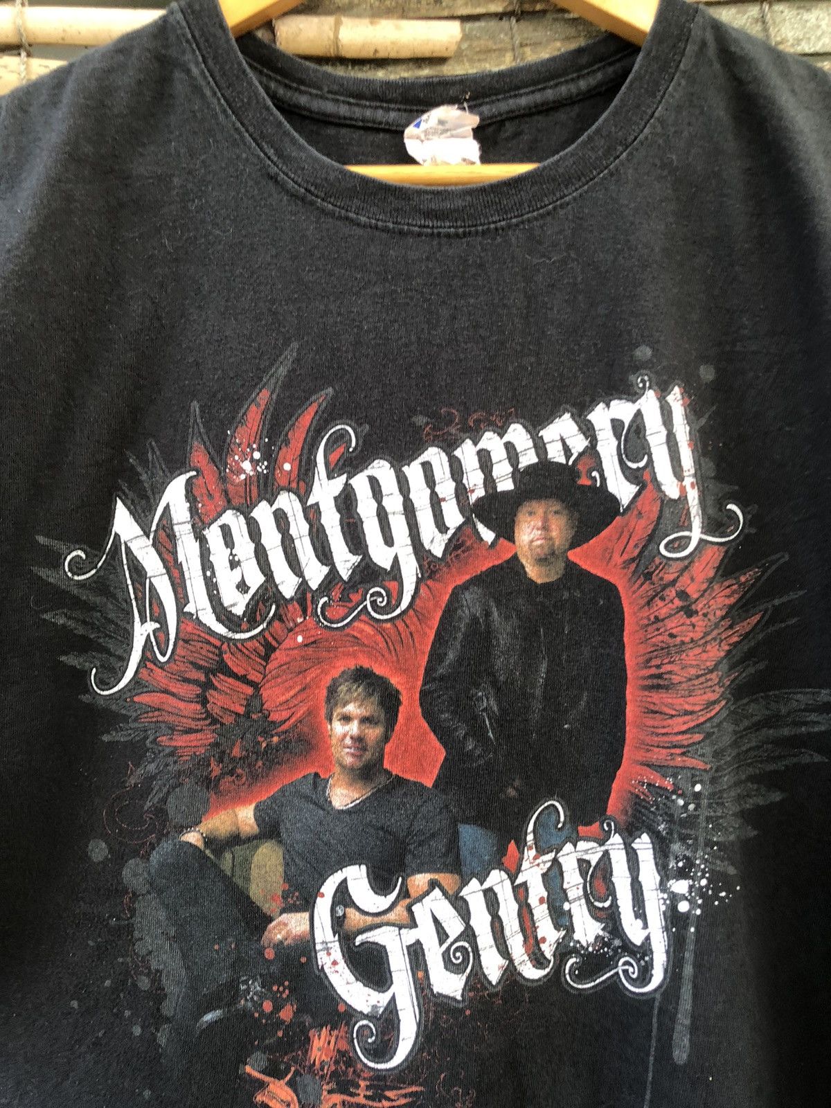 Band Tees × Vintage Vintage Y2K American Country Montgomery Gentry Tour Tee Size US XL / EU 56 / 4 - 5 Thumbnail