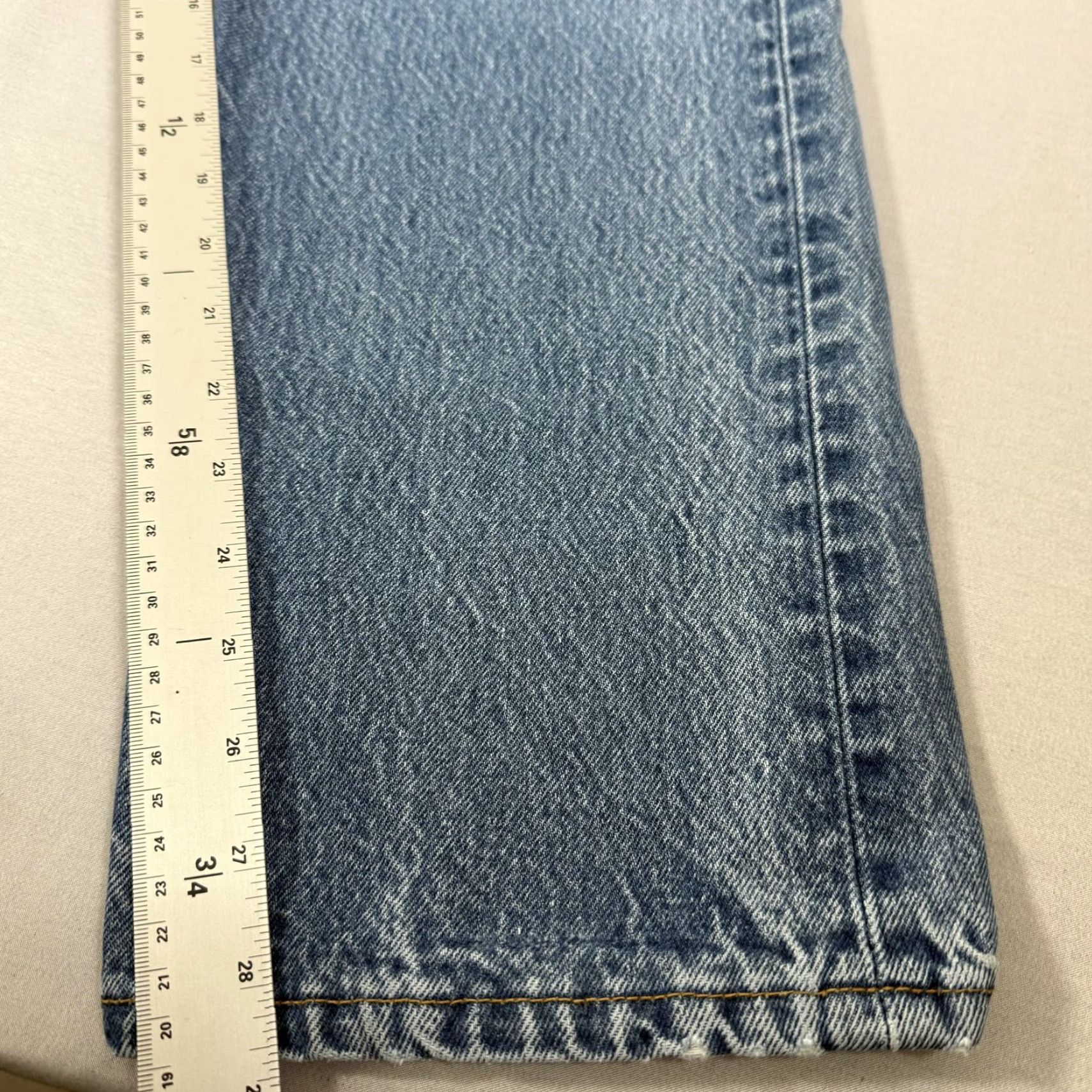 Levi's VINTAGE Levi's 501 Jeans Mens 32x29 Denim Blue Straight Fit 5-Pocket Button Fly 90s USA Size US 32 / EU 48 - 5 Thumbnail