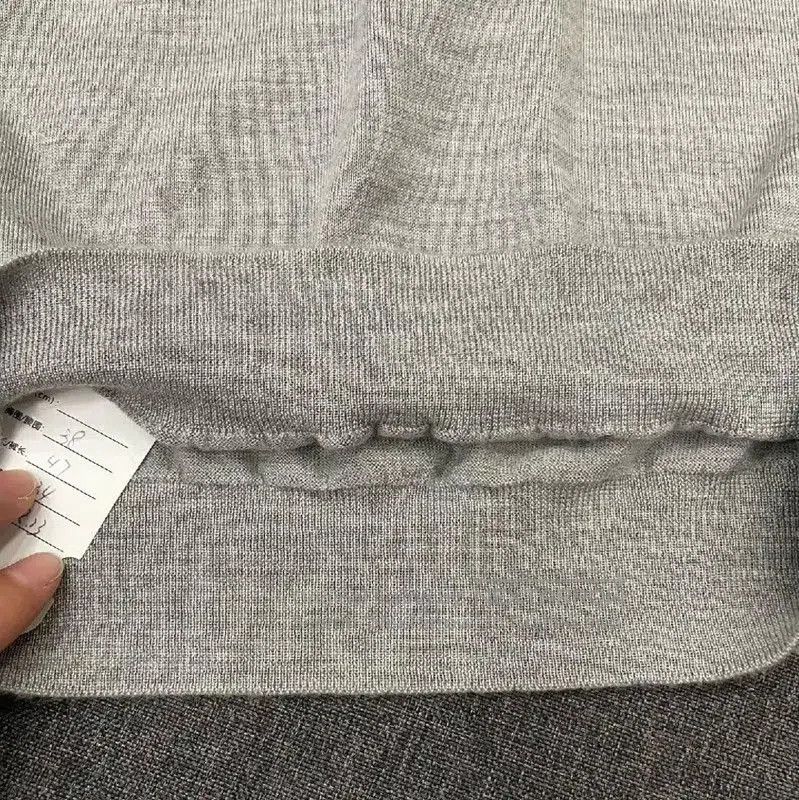 Miu Miu Miu Miu Gray Cashmere Sweater . Size M / US 6-8 / IT 42-44 - 4 Thumbnail