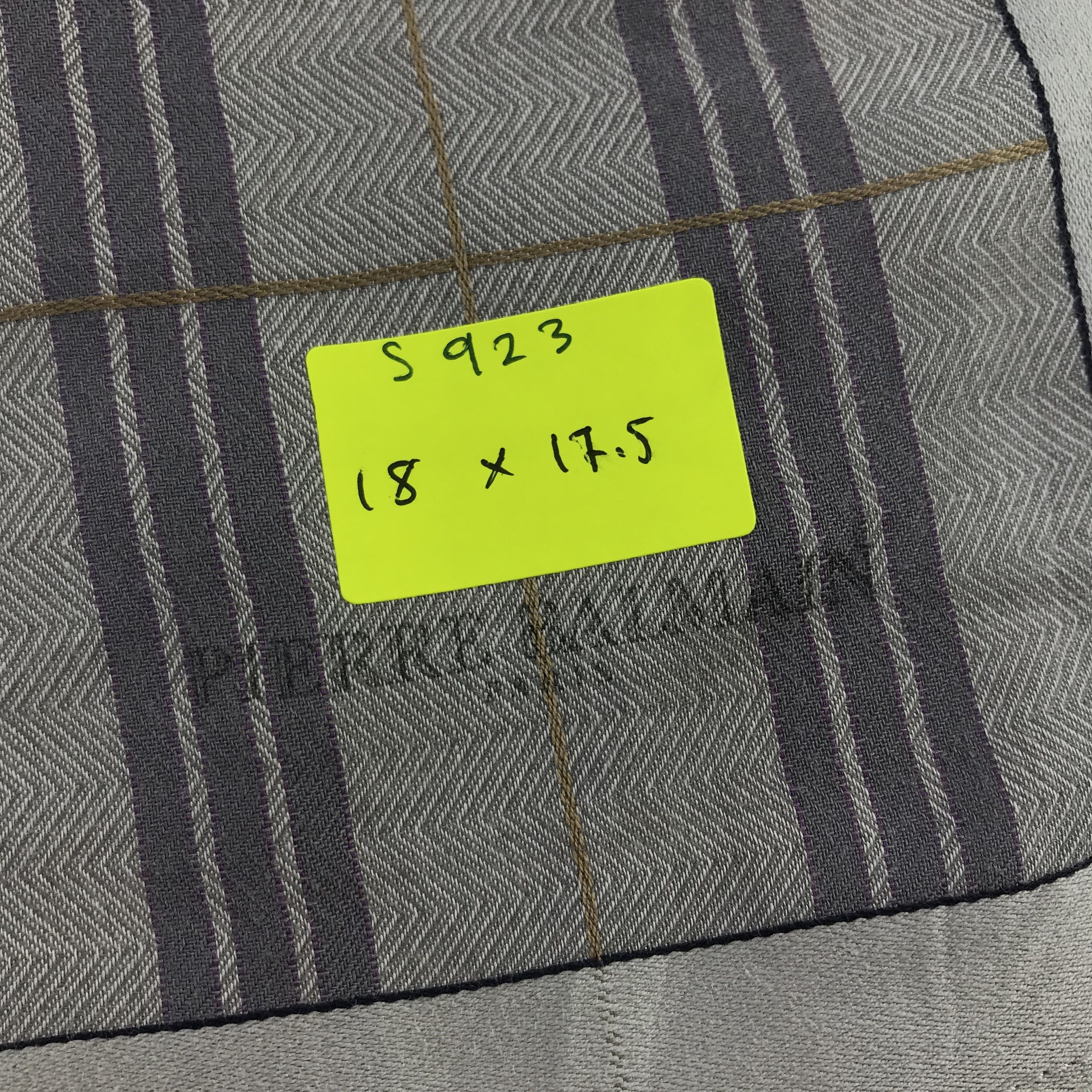 Pierre Balmain × Vintage Pierre Balmain Bandana / Handkerchief / Neckerchief - S923 Size ONE SIZE - 5 Thumbnail