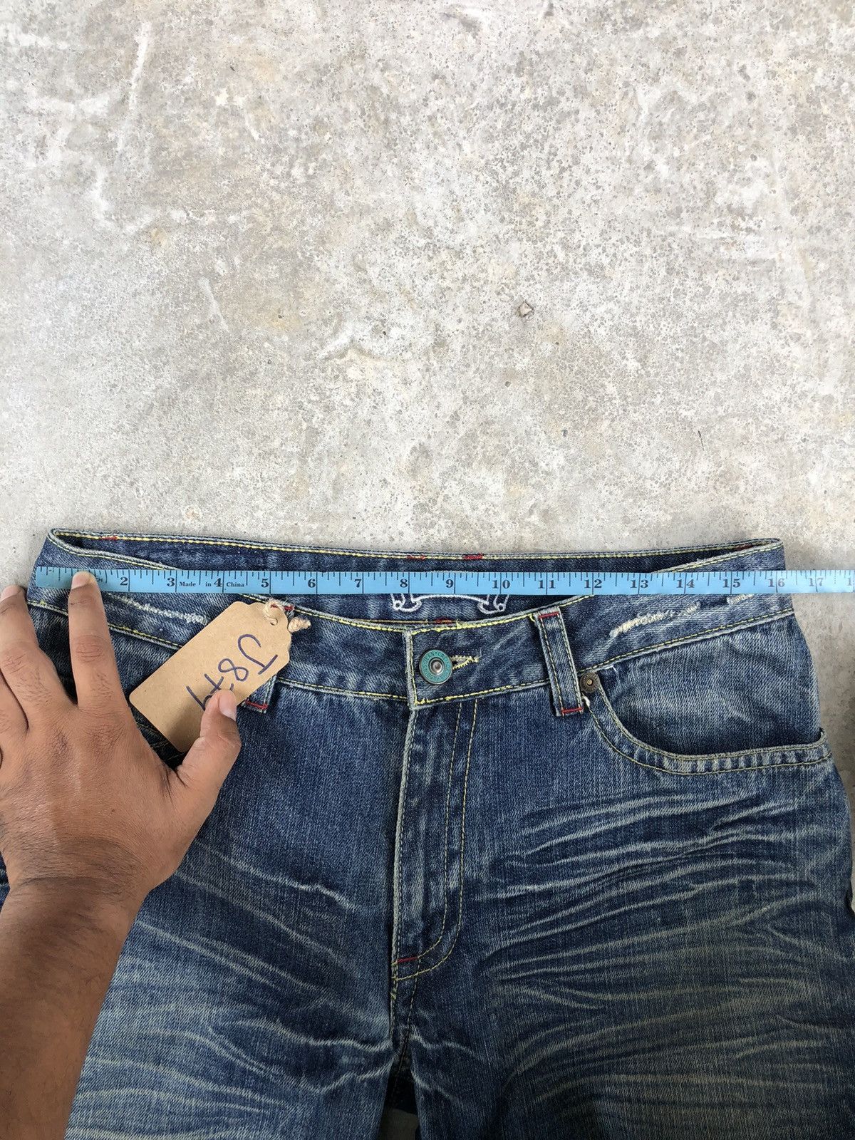 Robins Jeans Vintage Robin’s Embroidered Logo Distressed Jeans Size US 32 / EU 48 - 21 Thumbnail
