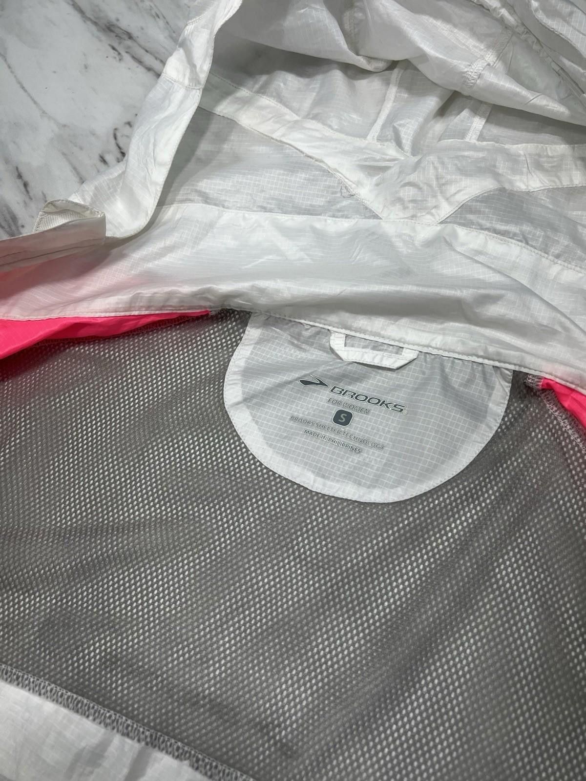 Other Brooks Womens Lightweight Hooded Windbreaker White Pink #8 Size S / US 4 / IT 40 - 8 Thumbnail