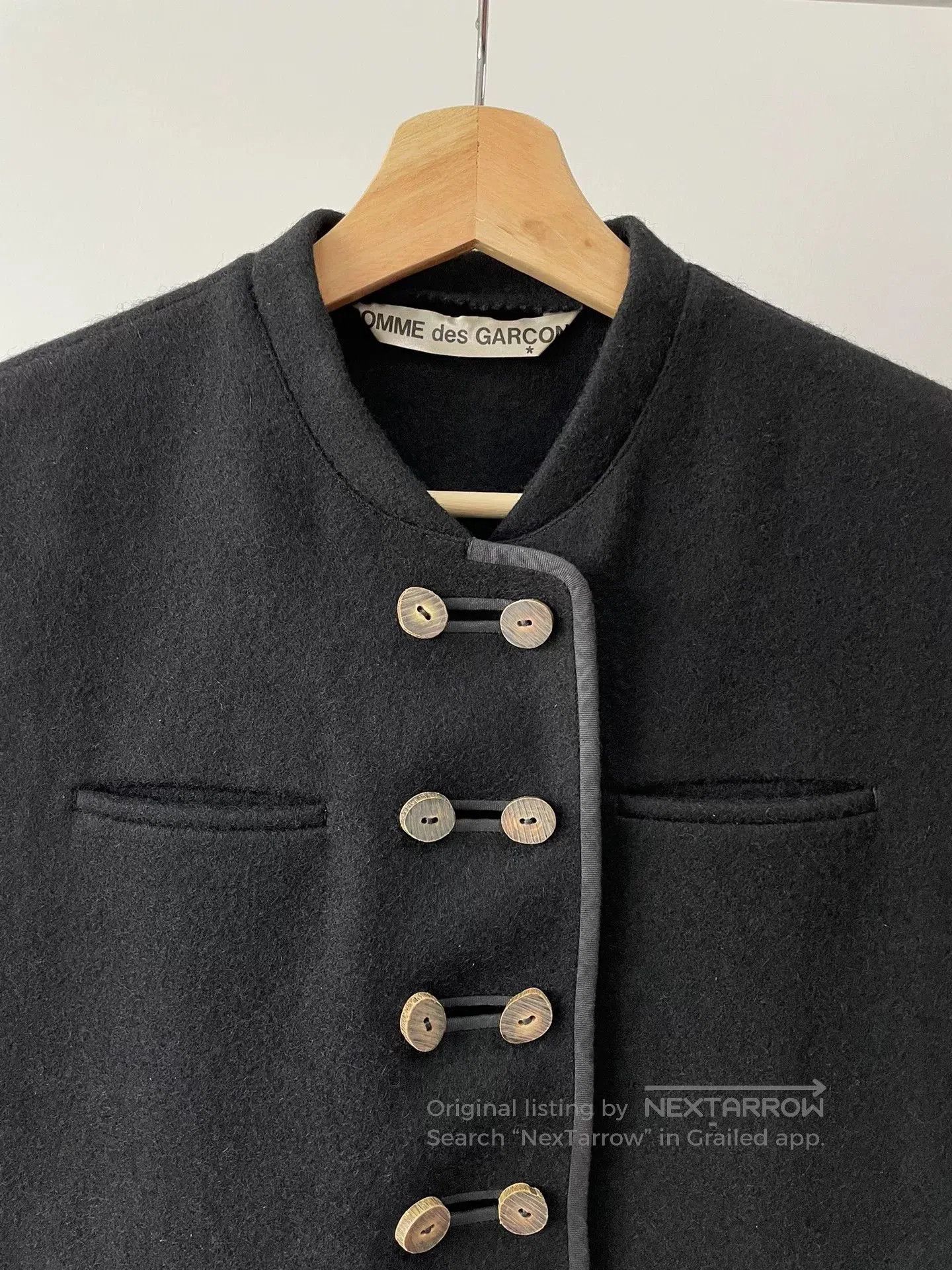 Comme des Garcons Comme des Garçons 1981 Paris Debut Wood Button Vest. Size M / US 6-8 / IT 42-44 - 4 Thumbnail