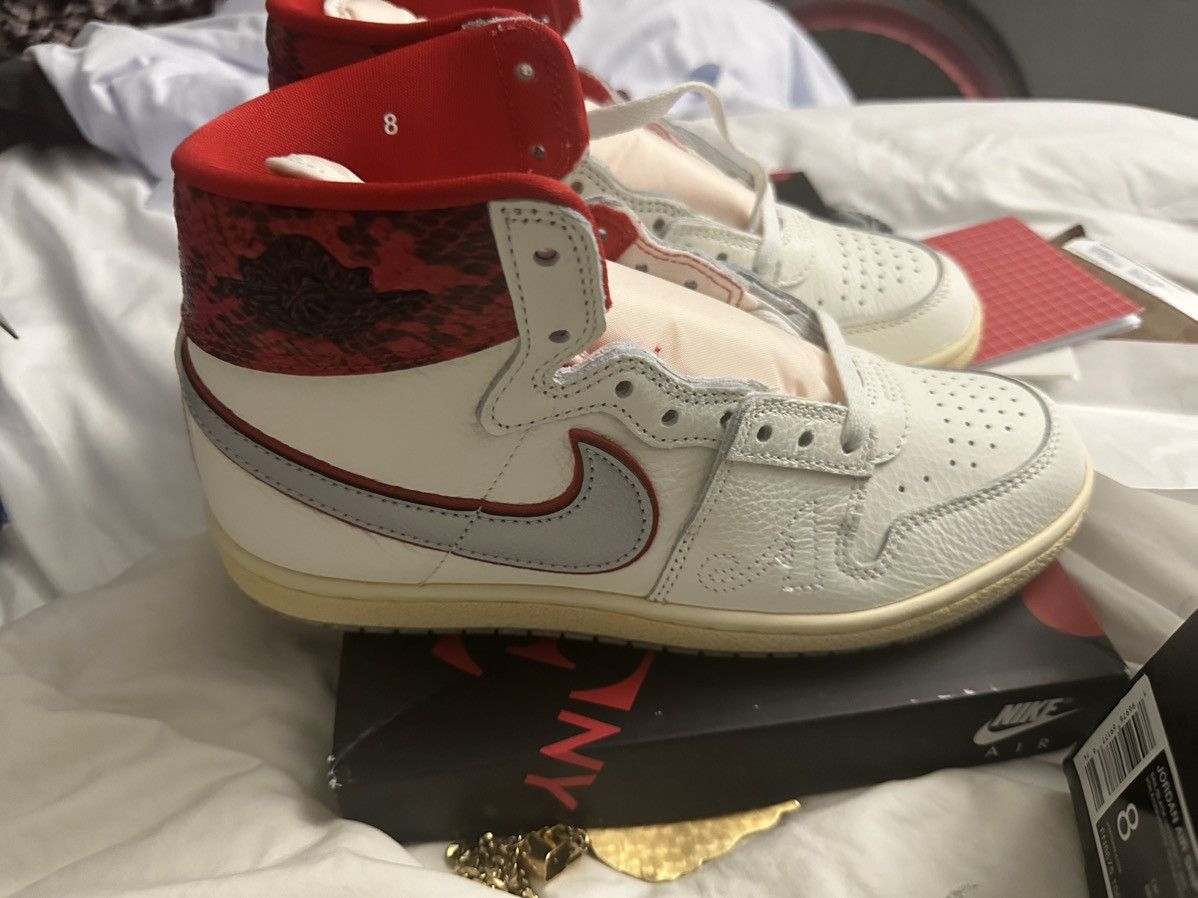 Awake NY × Jordan Brand jordan 1 awake Size US 8 / EU 41 - 2 Thumbnail