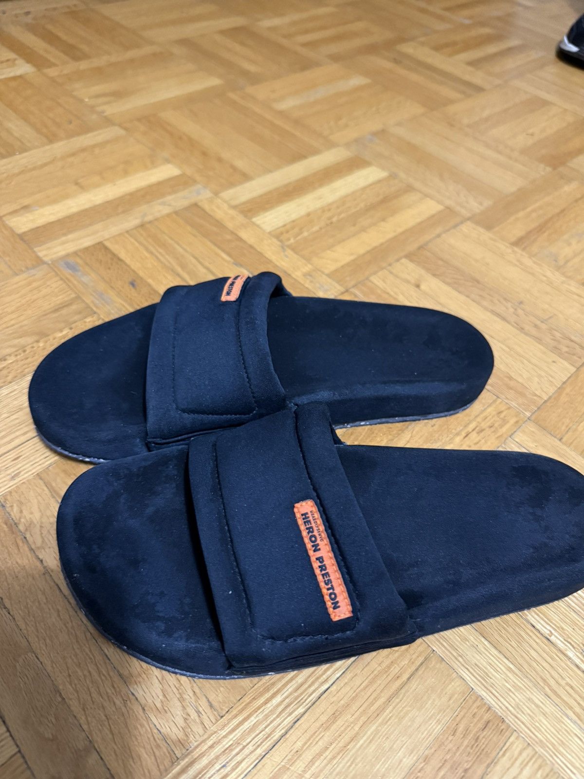 Heron Preston Heron Preston slides Size US 8 / EU 41 - 1 Thumbnail