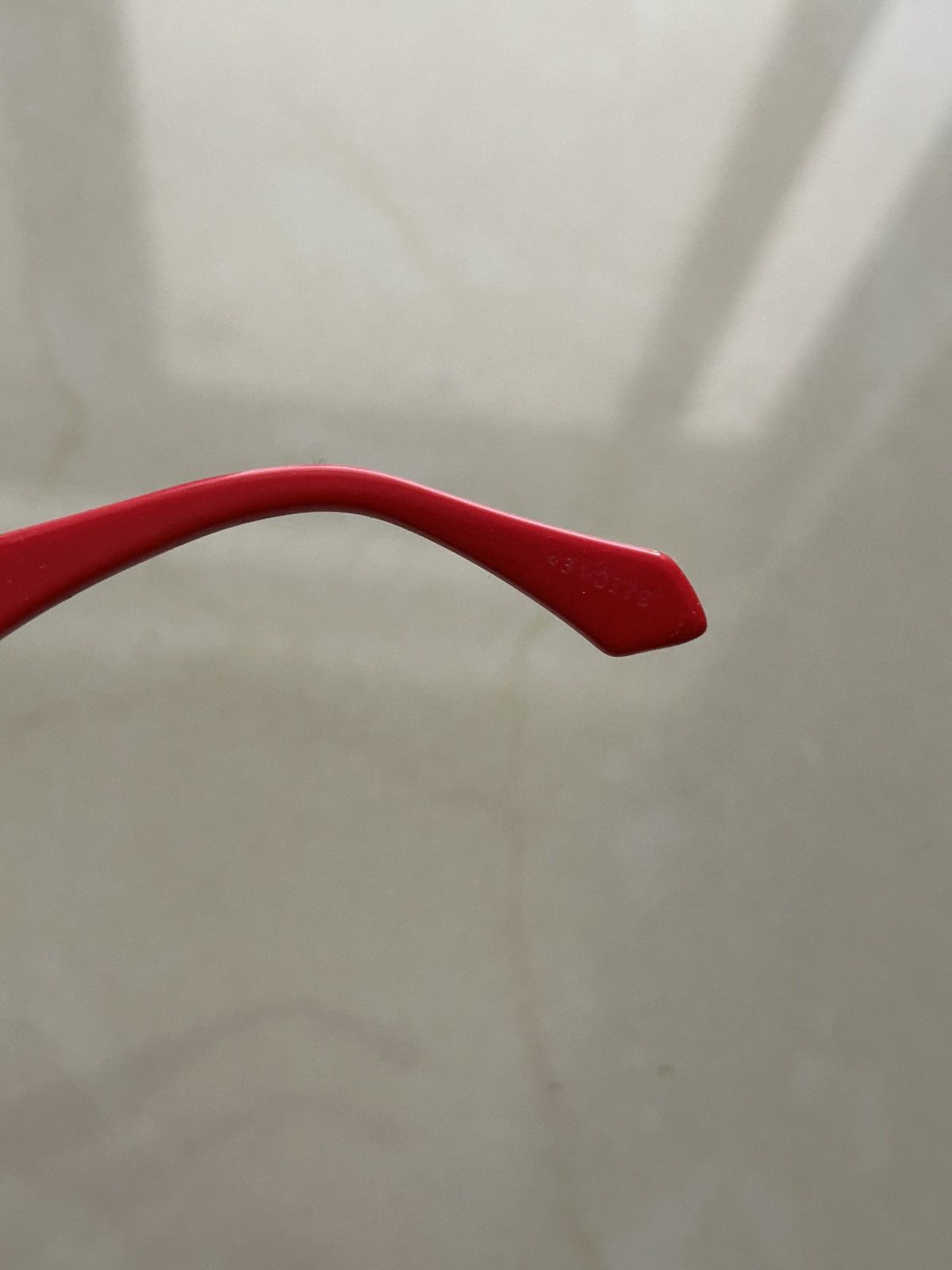 Louis Vuitton Louis Vuitton Red Millionaires Size ONE SIZE - 8 Thumbnail