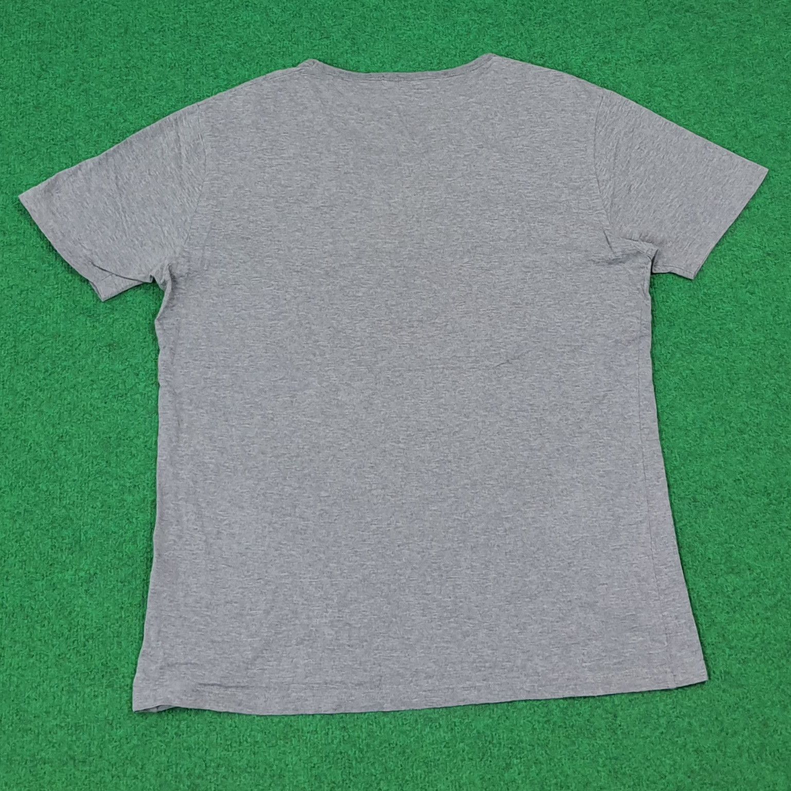 Burberry Vintage Burberry Black Label Tshirt C276N79 Size US L / EU 52-54 / 3 - 3 Thumbnail