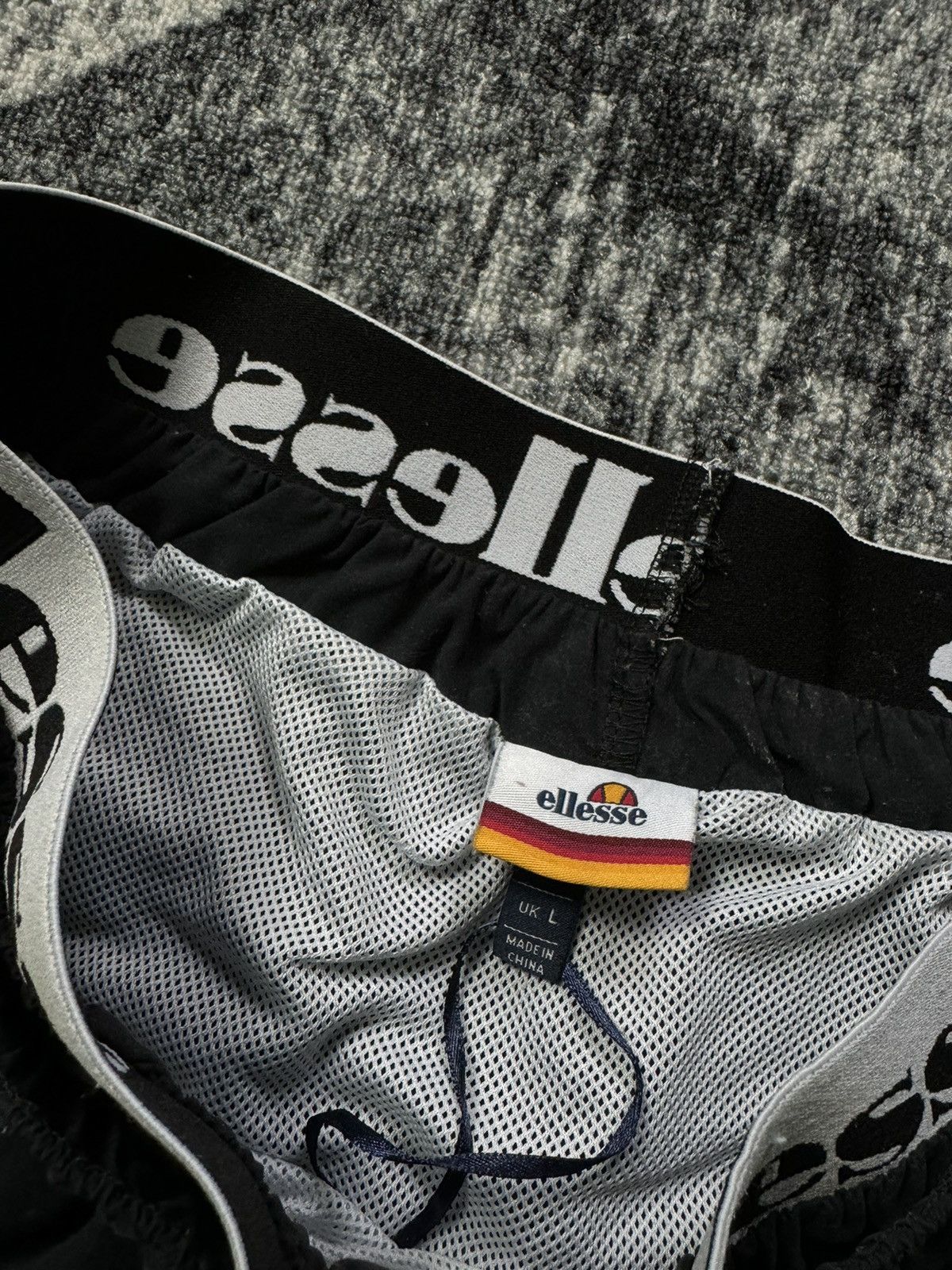 Ellesse Vintage Ellesse Swimming Shorts Summer Y2K Retro STYLE 90s Size US 32 / EU 48 - 4 Thumbnail