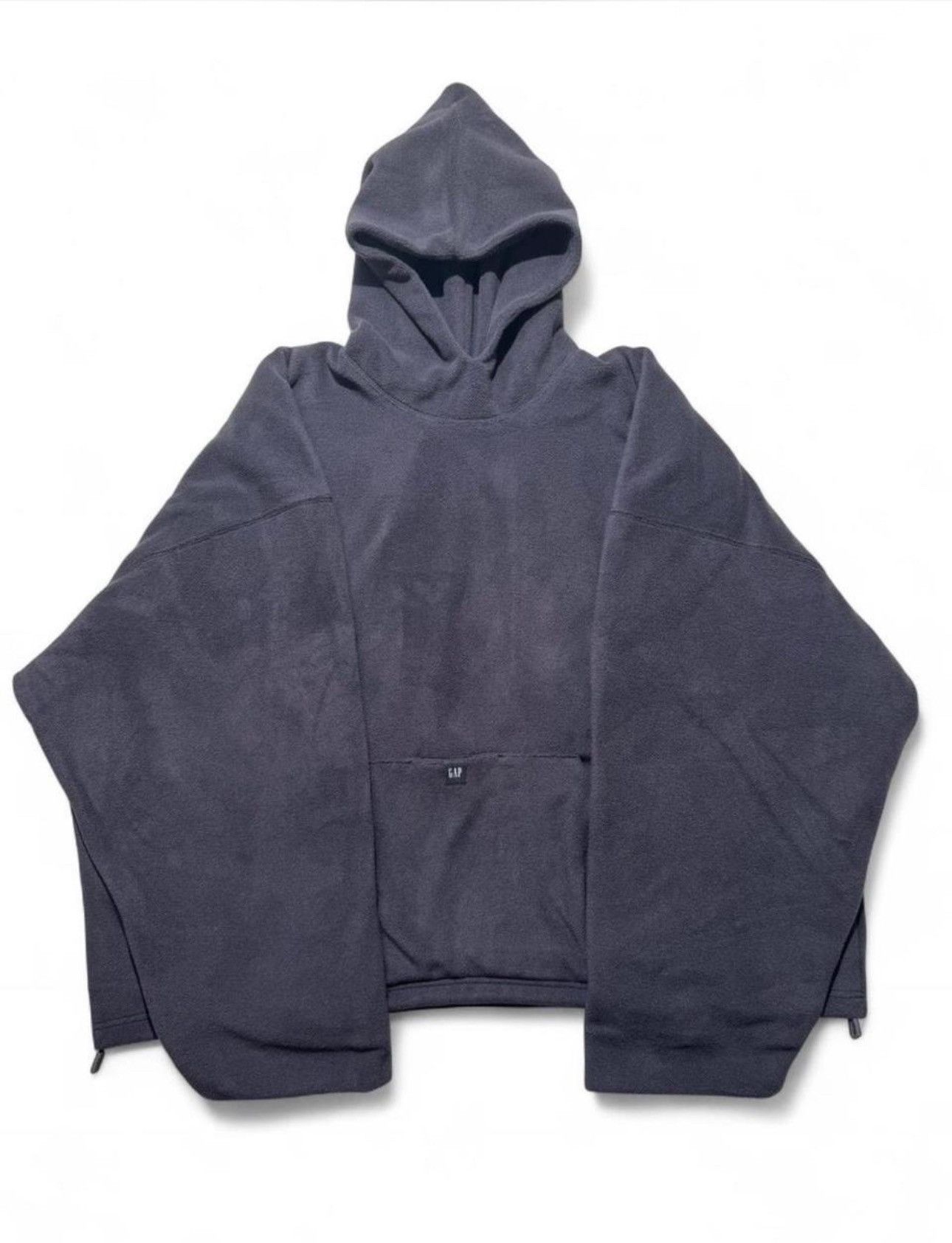 Balenciaga × Gap × Yeezy Yeezy Gap Balenciaga Padded Polar Fleece Dark Grey Size US S / EU 44-46 / 1 - 1 Thumbnail