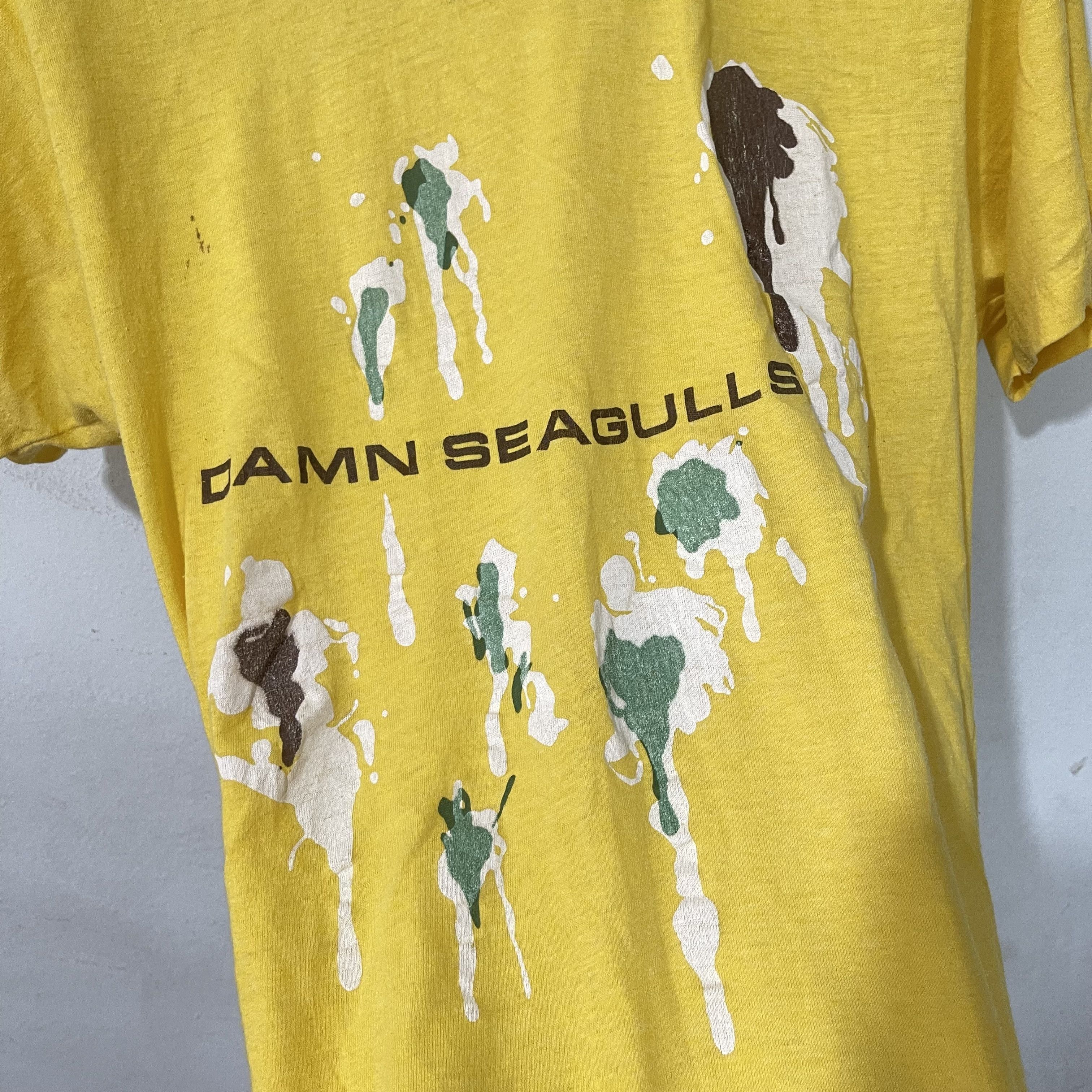 Vintage Vintage 80s Damn Seagulls T-Shirt Size US XS / EU 42 / 0 - 2 Thumbnail
