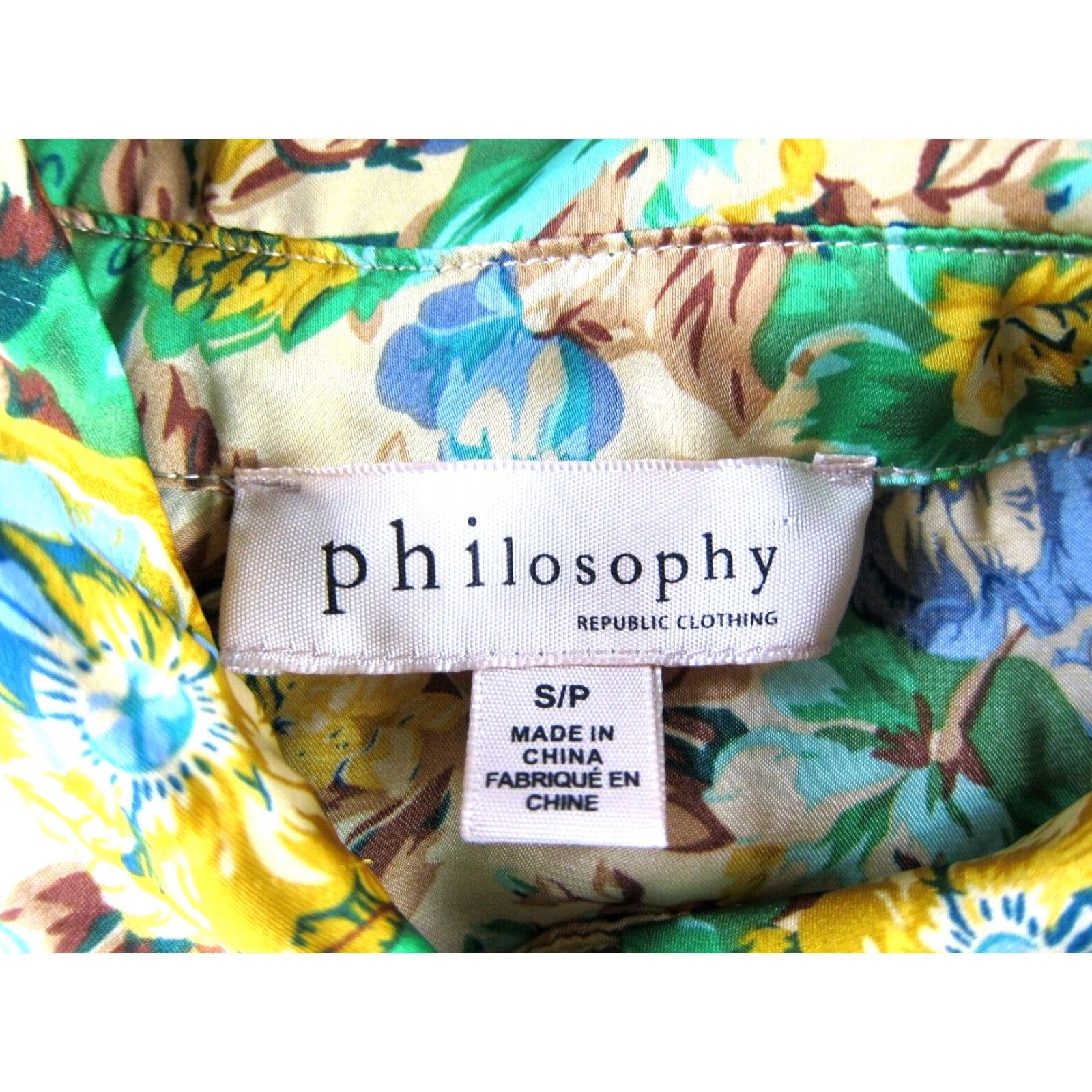Vintage Philosophy Green Floral Silky Button Up Long Sleeve Blouse S Size S / US 4 / IT 40 - 3 Thumbnail