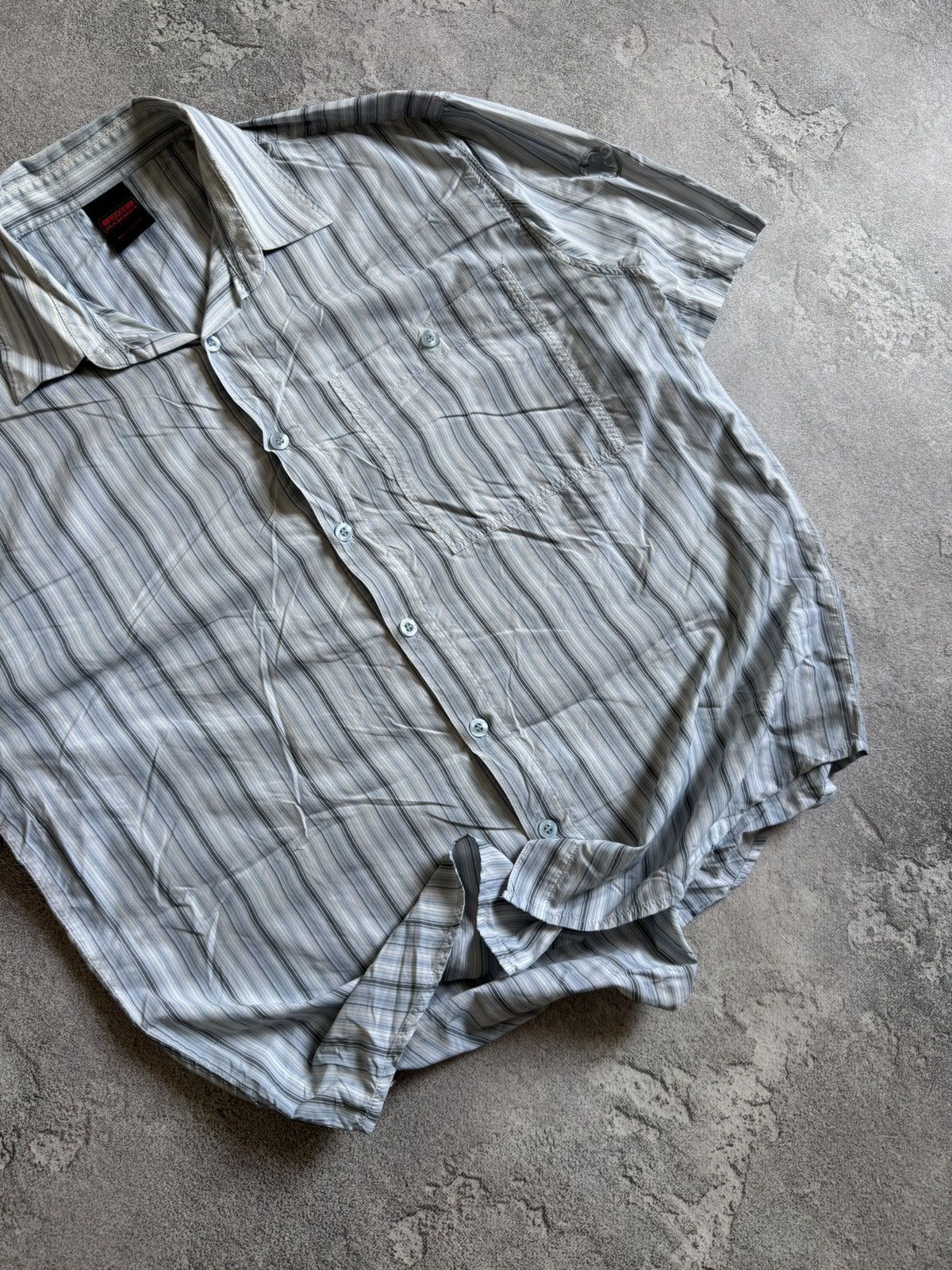 Mammut Mammut L striped outdoor shirt button up short sleeve Size US L / EU 52-54 / 3 - 3 Thumbnail